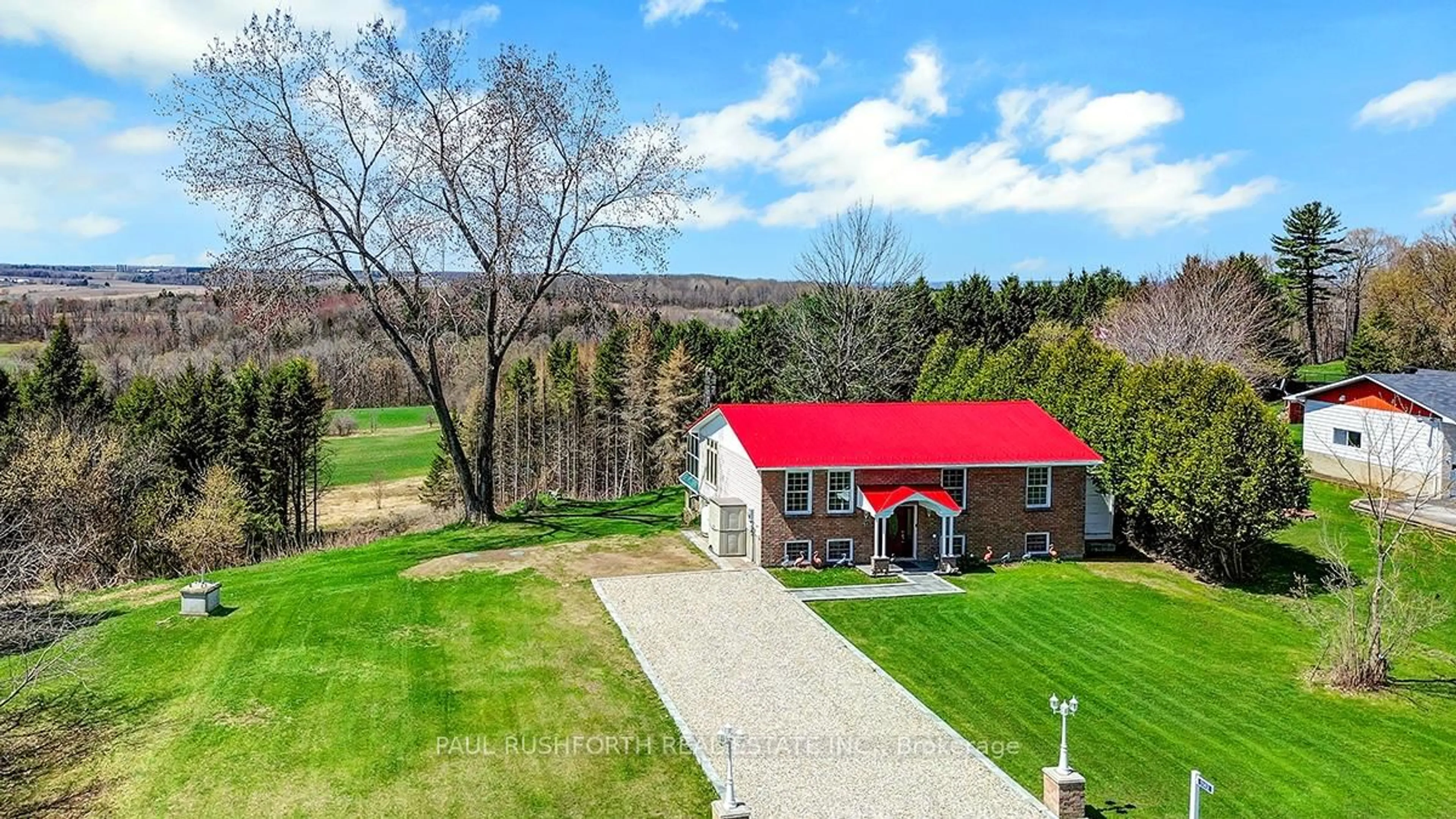 A pic from outside/outdoor area/front of a property/back of a property/a pic from drone, unknown for 1142 Brazeau Rd, Clarence-Rockland Ontario K0A 1N0