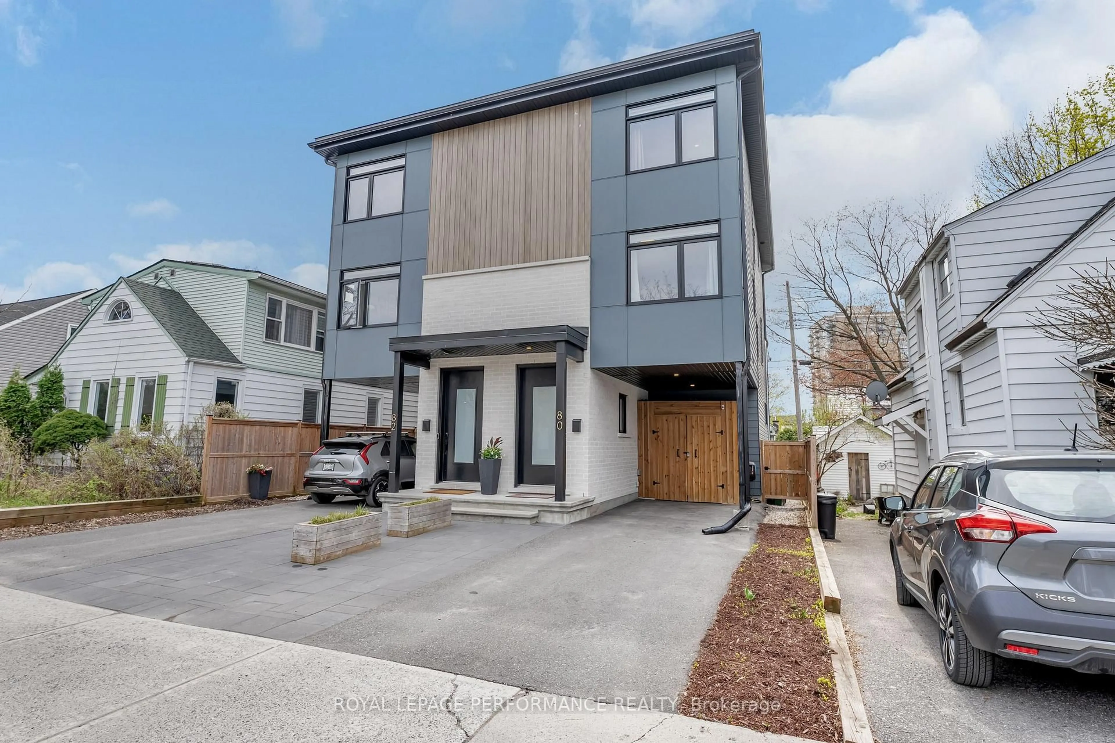 Unknown for 80 Dagmar Ave, Ottawa Ontario K1L 5T4