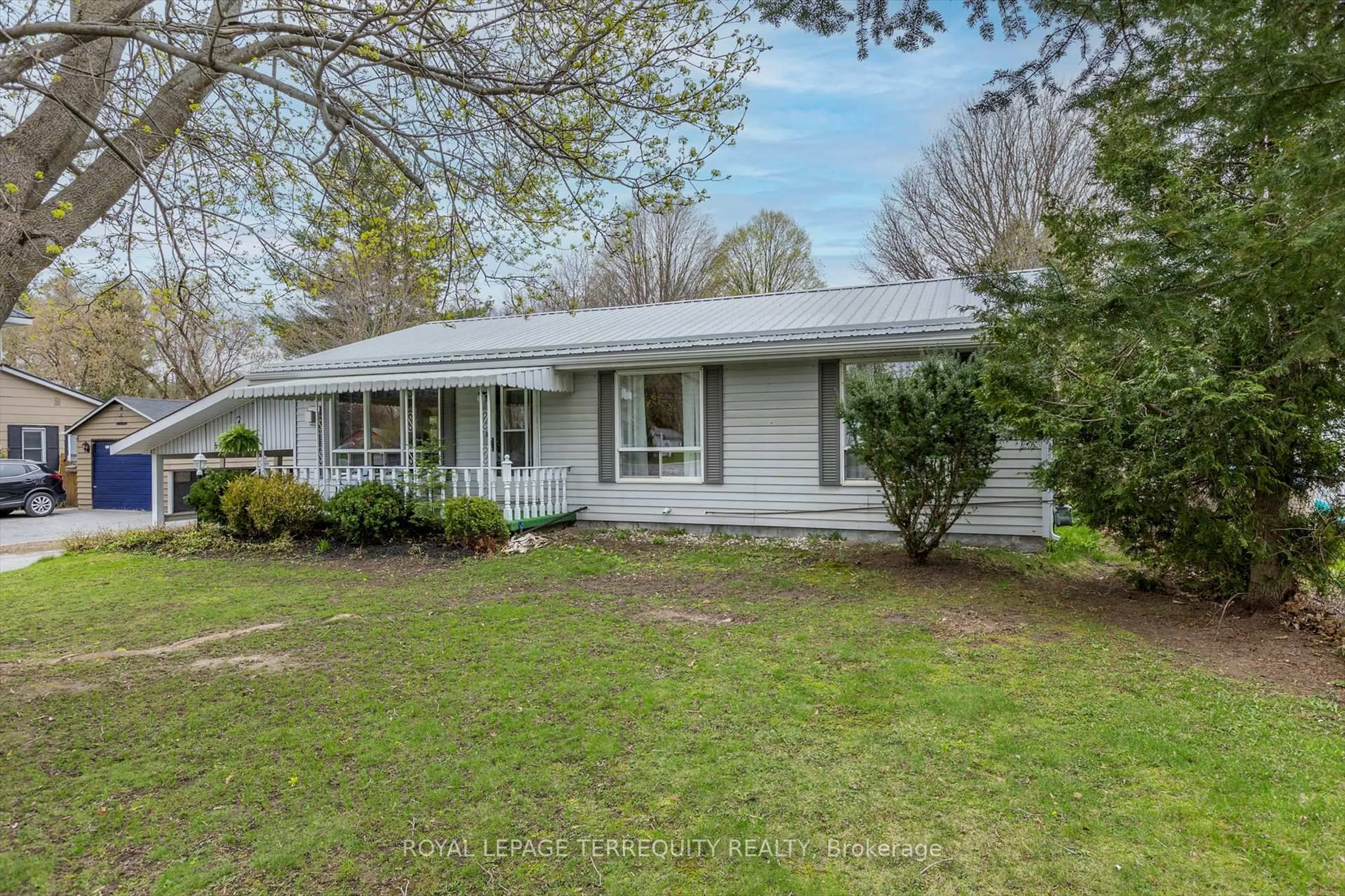 Home with vinyl exterior material, street for 54 Concession St, Havelock-Belmont-Methuen Ontario K0L 1Z0
