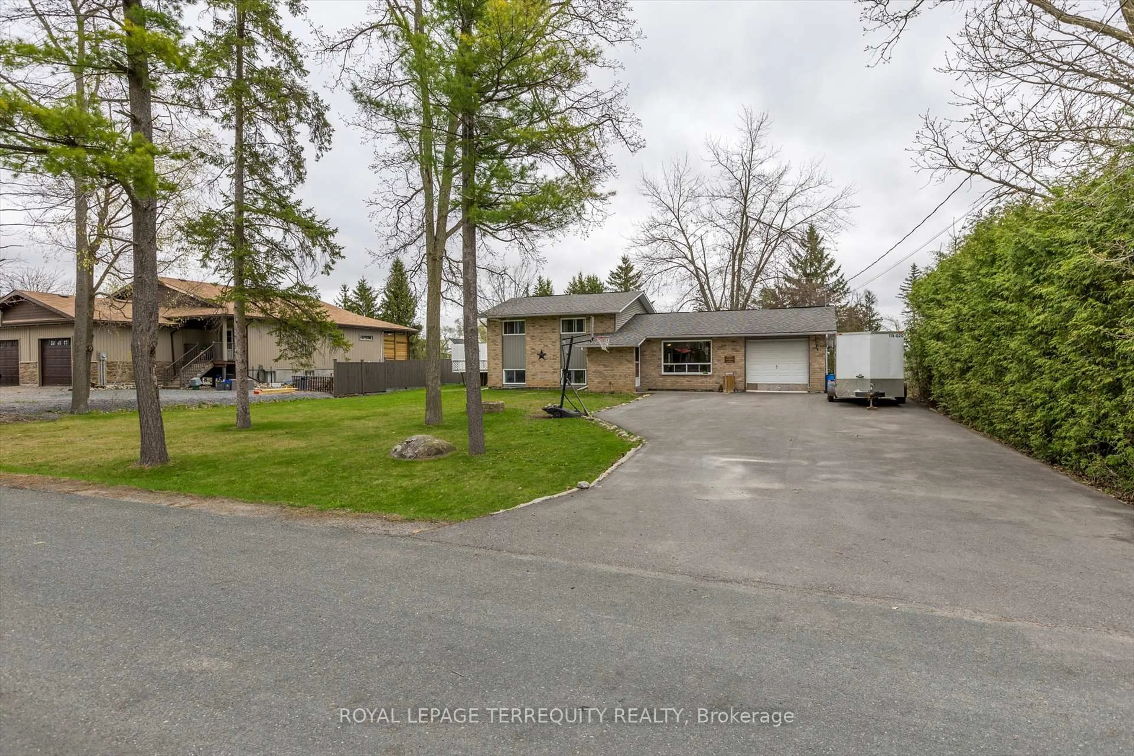 A pic from outside/outdoor area/front of a property/back of a property/a pic from drone, street for 75 Trentview Cres, Trent Hills Ontario K0L 1L0