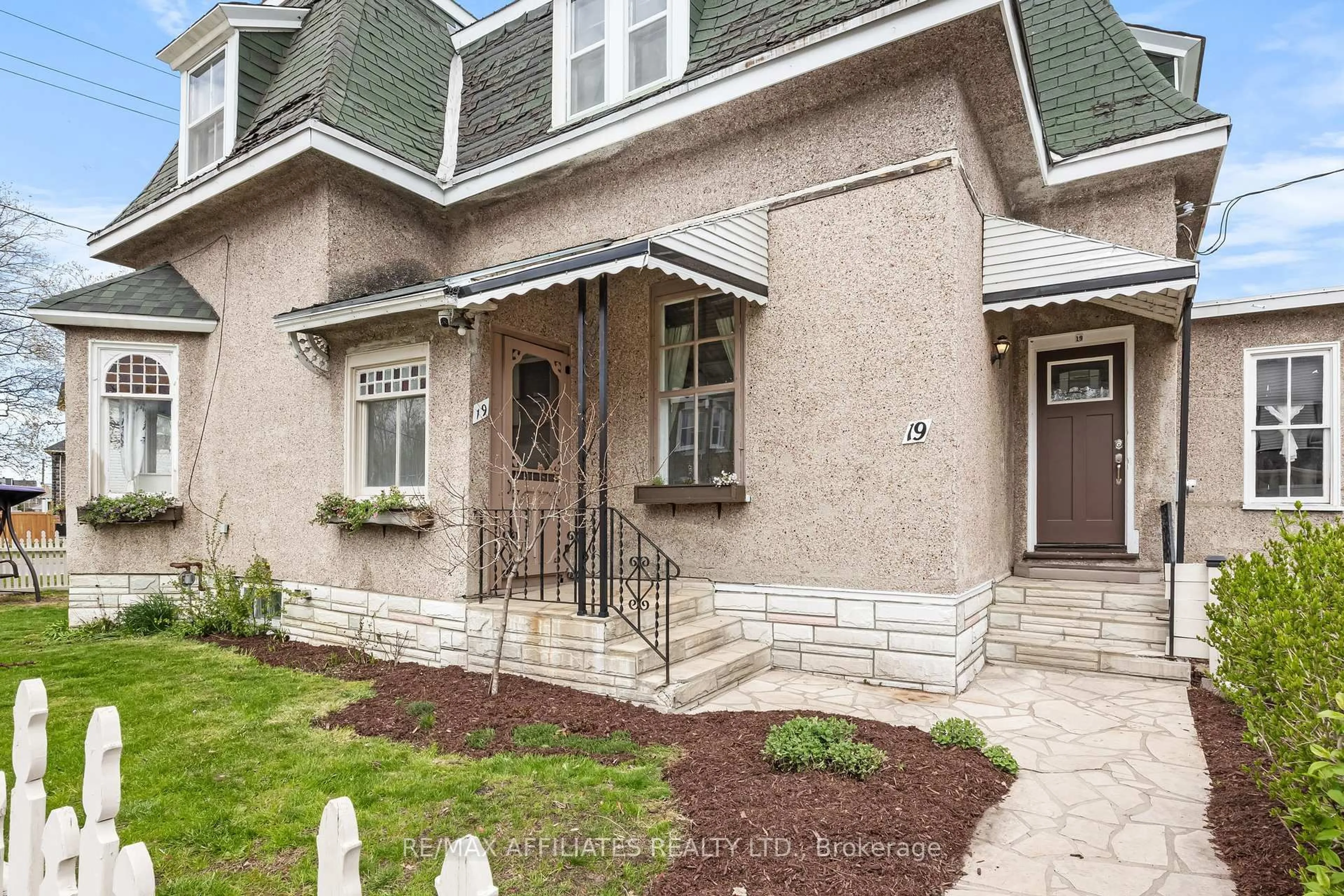 Home with brick exterior material, street for 19 Winnifred St, Smiths Falls Ontario K7A 2M9