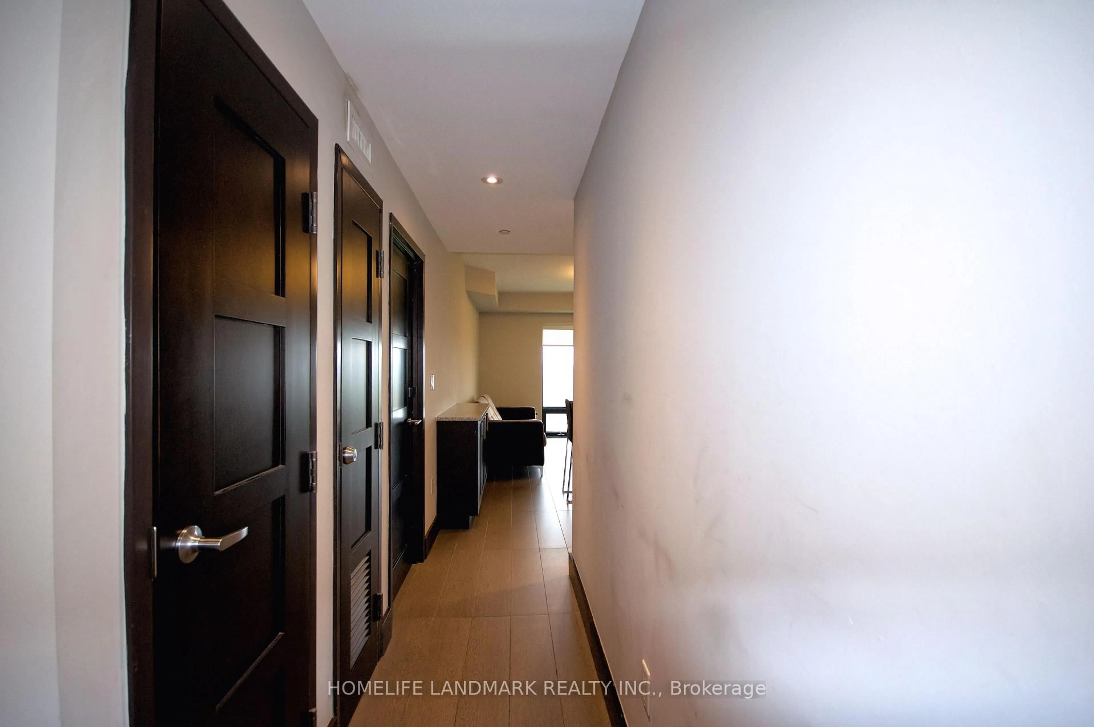 Indoor foyer for 1235 Richmond St #1503, London East Ontario N6A 0C1