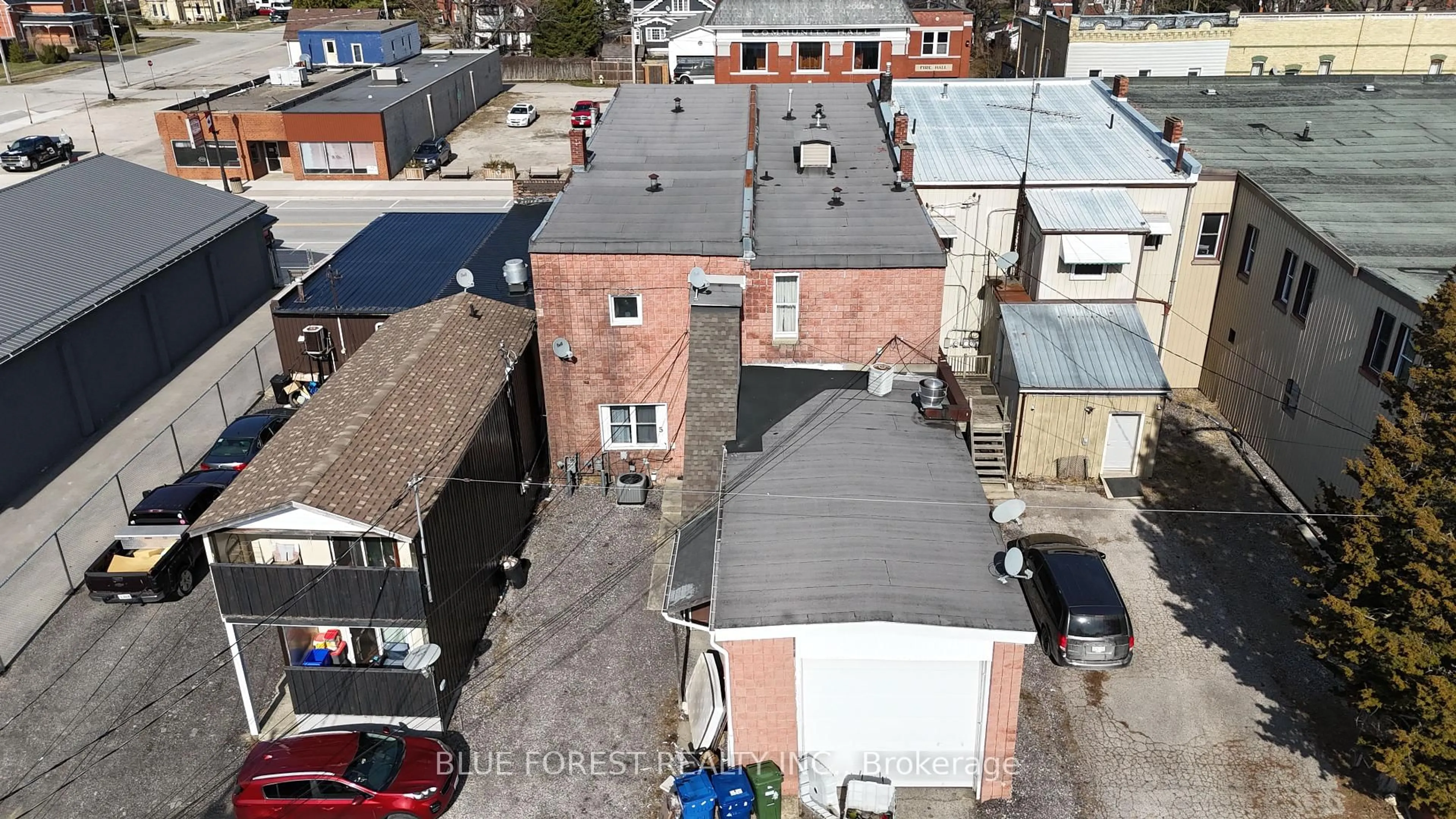 A pic from outside/outdoor area/front of a property/back of a property/a pic from drone, street for 222 Furnival Rd, West Elgin Ontario N0L 2C0
