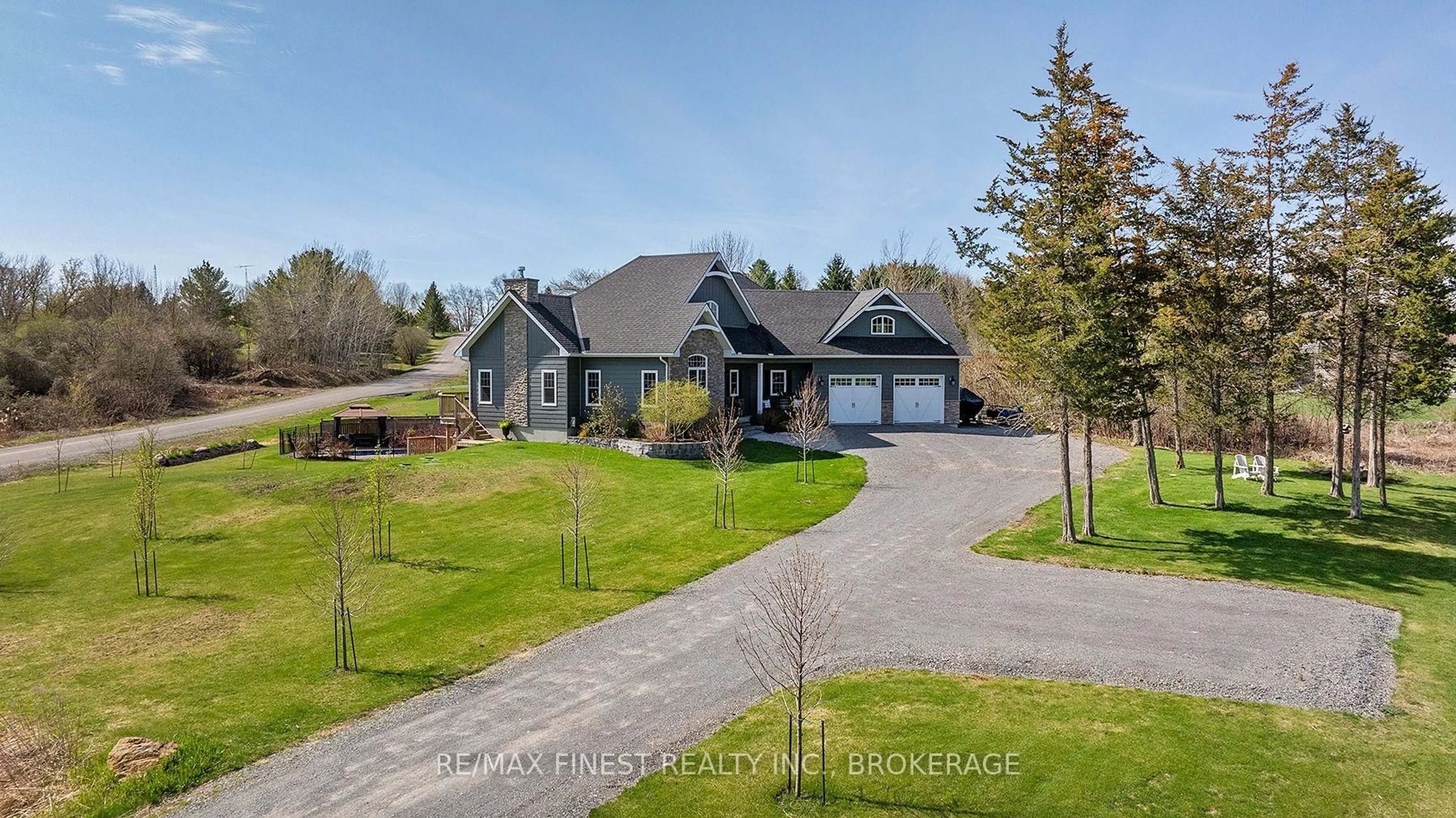 A pic from outside/outdoor area/front of a property/back of a property/a pic from drone, street for 3640 Maple Crest Crt, Inverary Ontario K0H 1X0