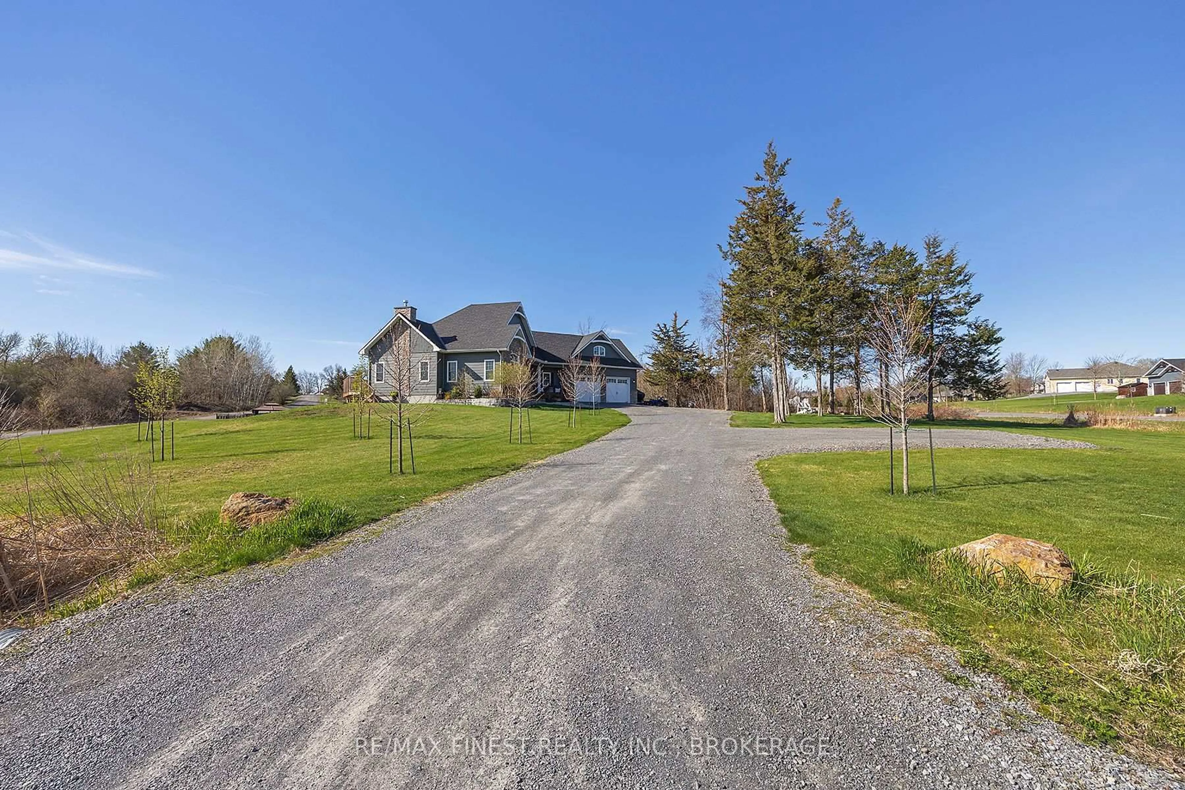 A pic from outside/outdoor area/front of a property/back of a property/a pic from drone, street for 3640 Maple Crest Crt, Inverary Ontario K0H 1X0