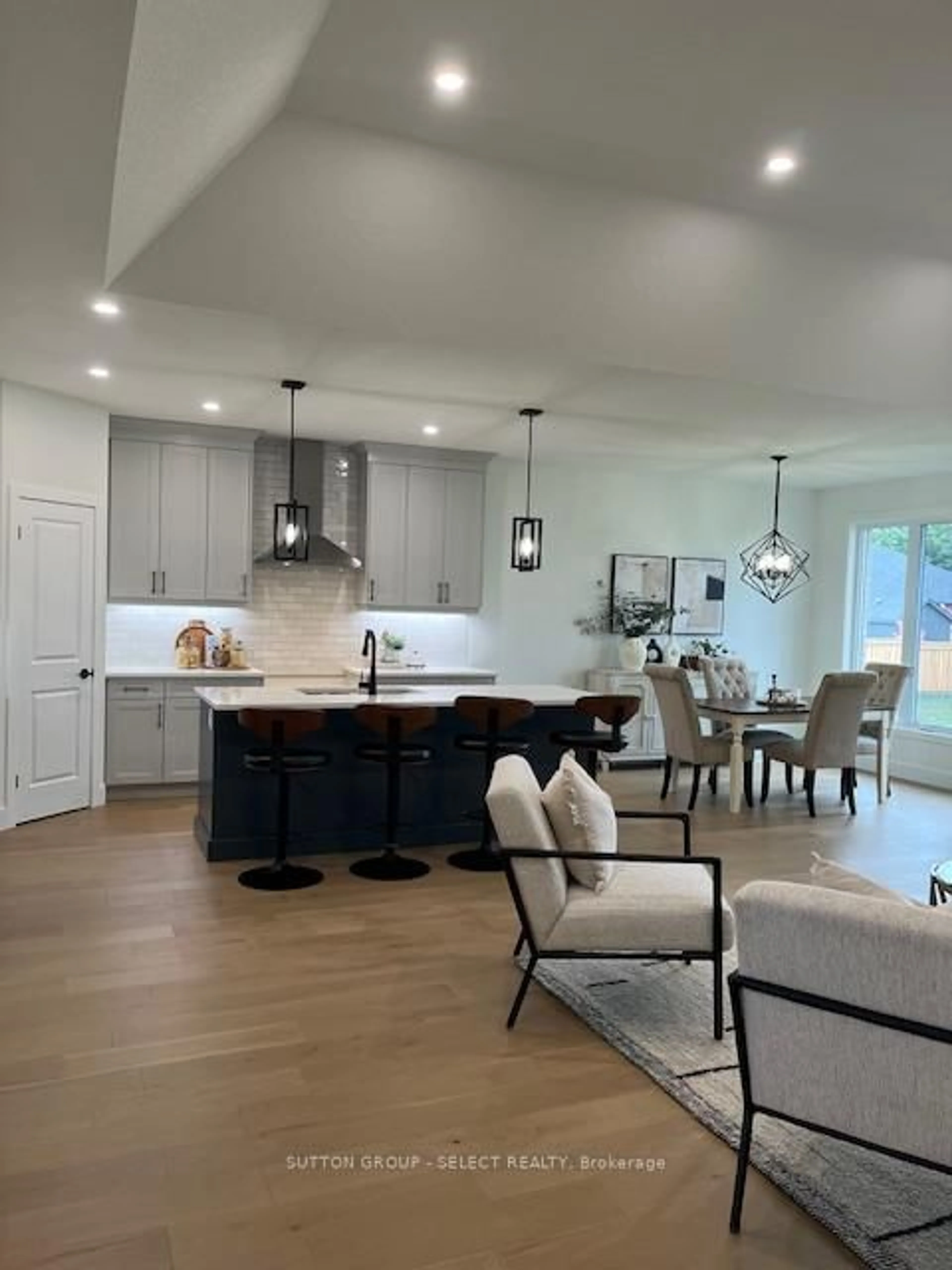 Open concept kitchen, unknown for 148 FOXBOROUGH Pl, Thames Centre Ontario N0M 2P0