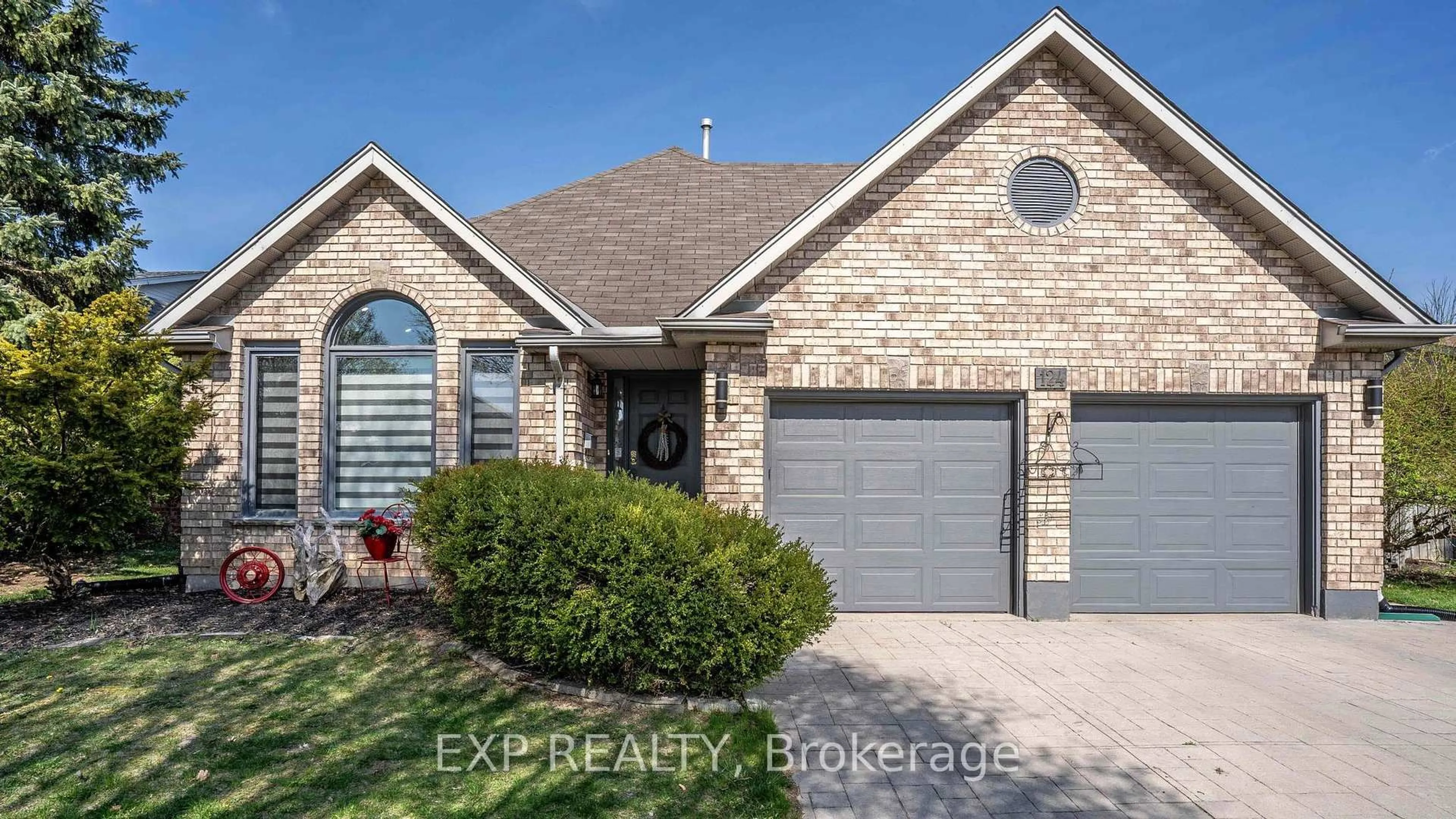 Home with brick exterior material, street for 124 Robinson Lane, London North Ontario N5X 3V4