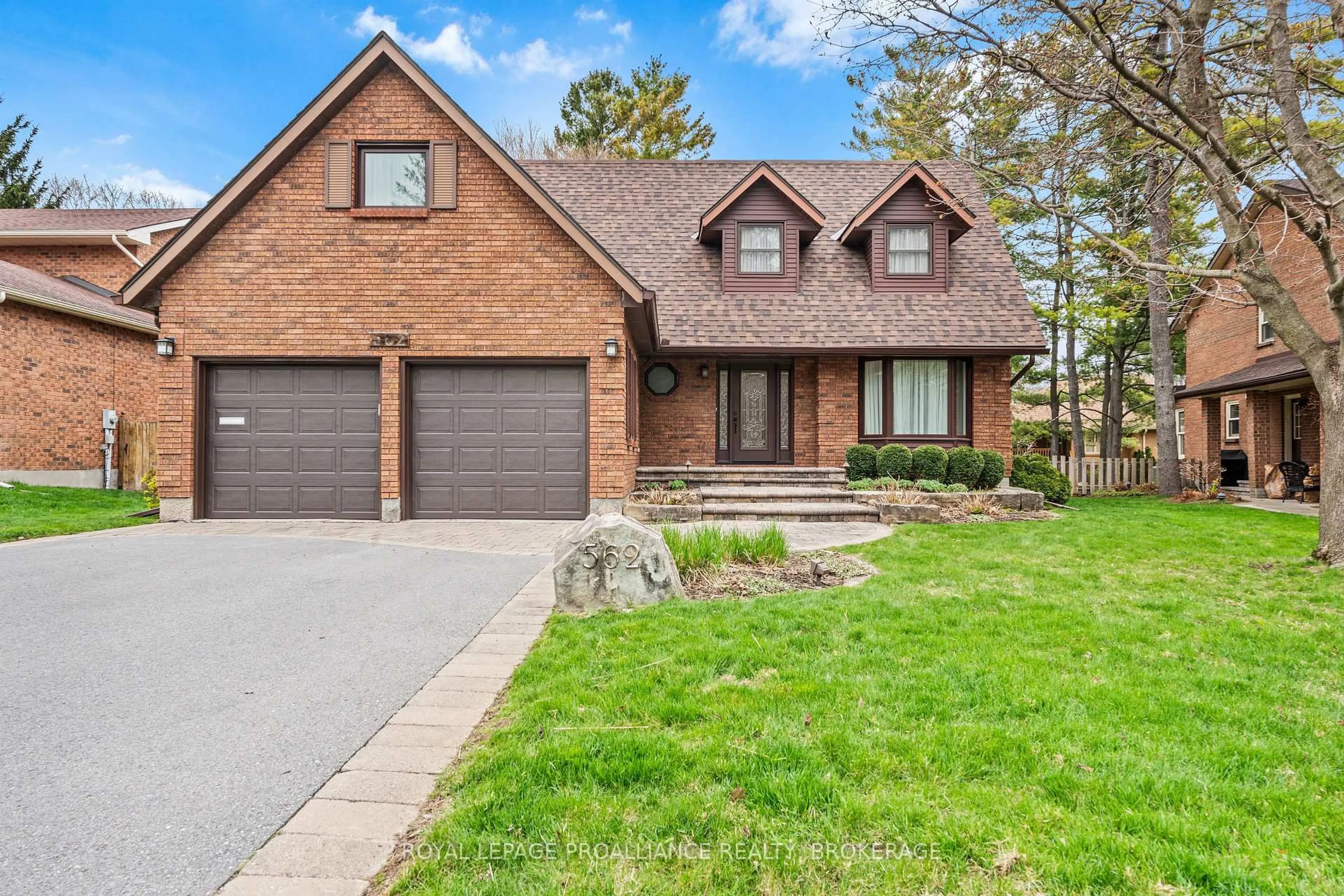 Home with brick exterior material, street for 562 Sycamore St, Kingston Ontario K7M 7L8