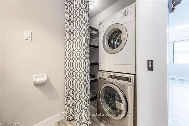 Additional property image - 20 Ellen St Unit 401