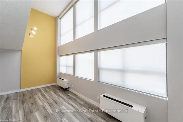 Additional property image - 20 Ellen St Unit 401