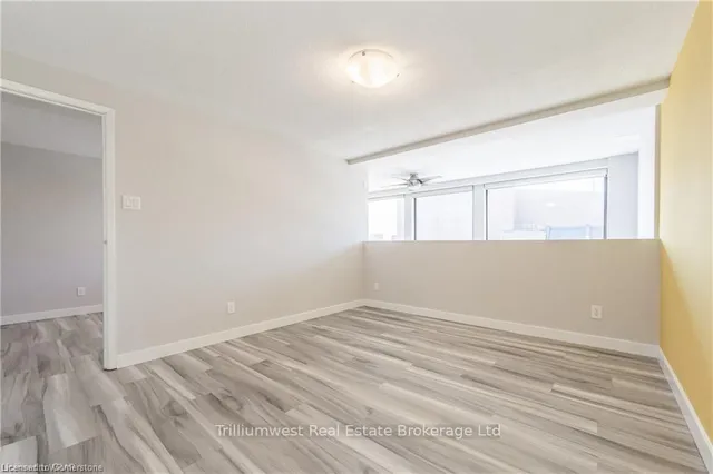 Additional property image - 20 Ellen St Unit 401