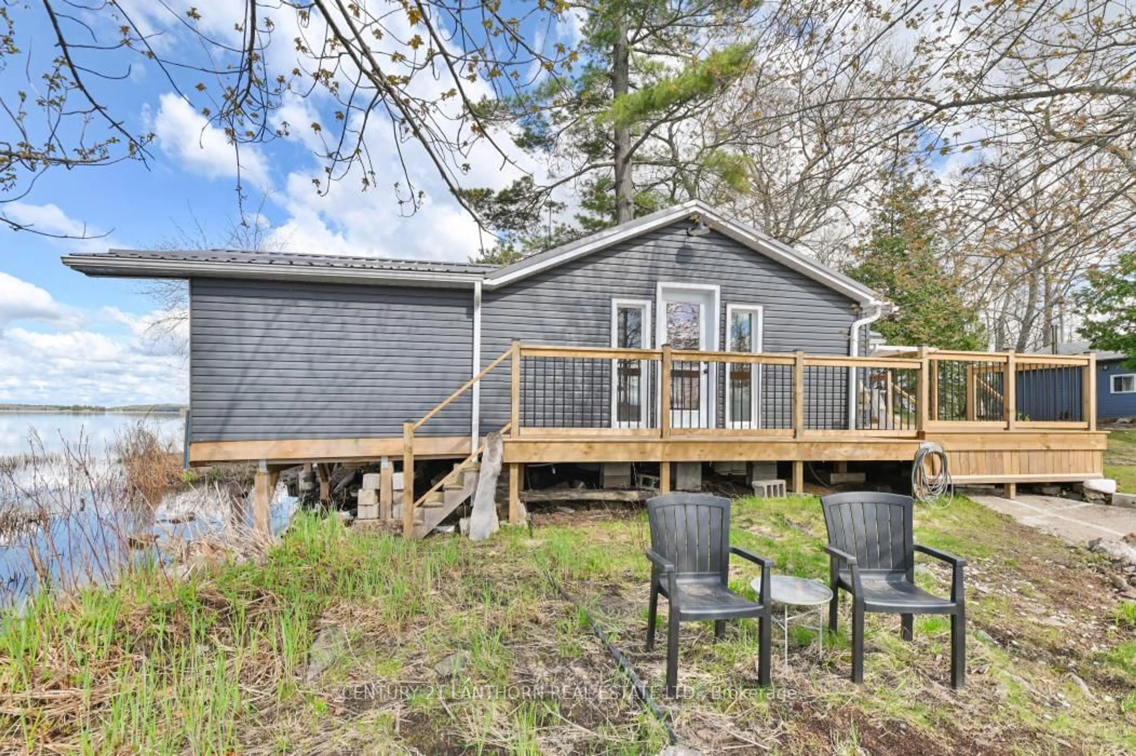 Patio, unknown for 16E MacDonald Cres, Madoc Ontario K0K 2K0