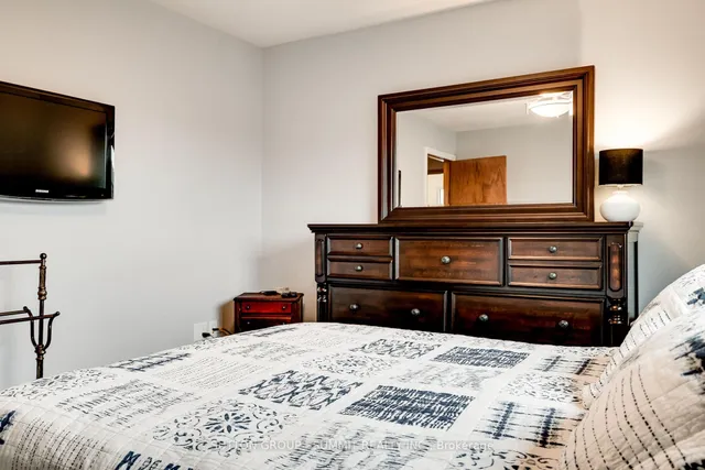 Additional property image - 210 Clifton Downs Rd
