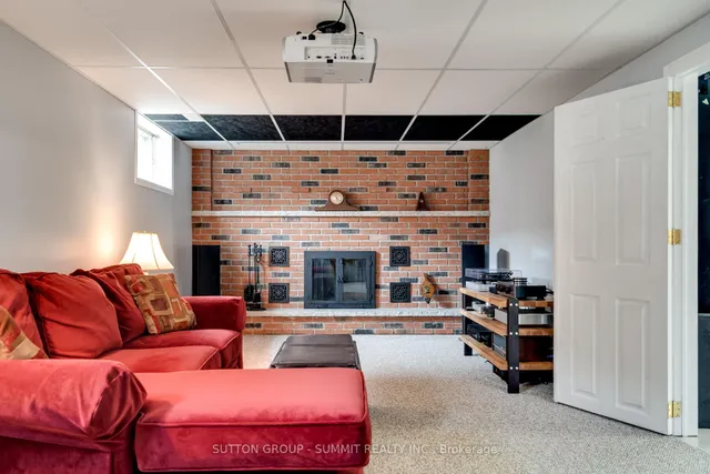 Additional property image - 210 Clifton Downs Rd