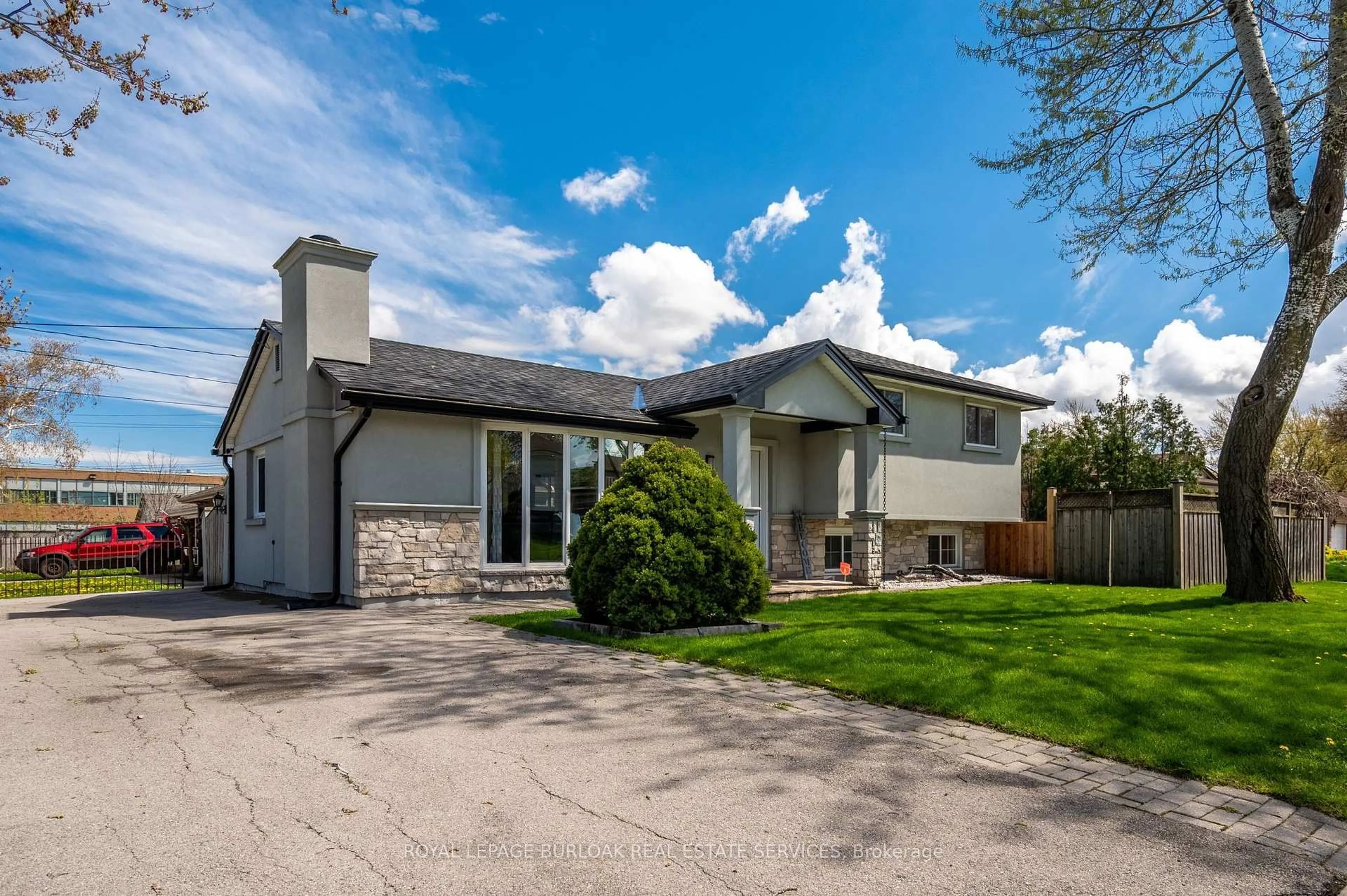 Unknown for 3 Banff Dr, Hamilton Ontario L8T 3B6