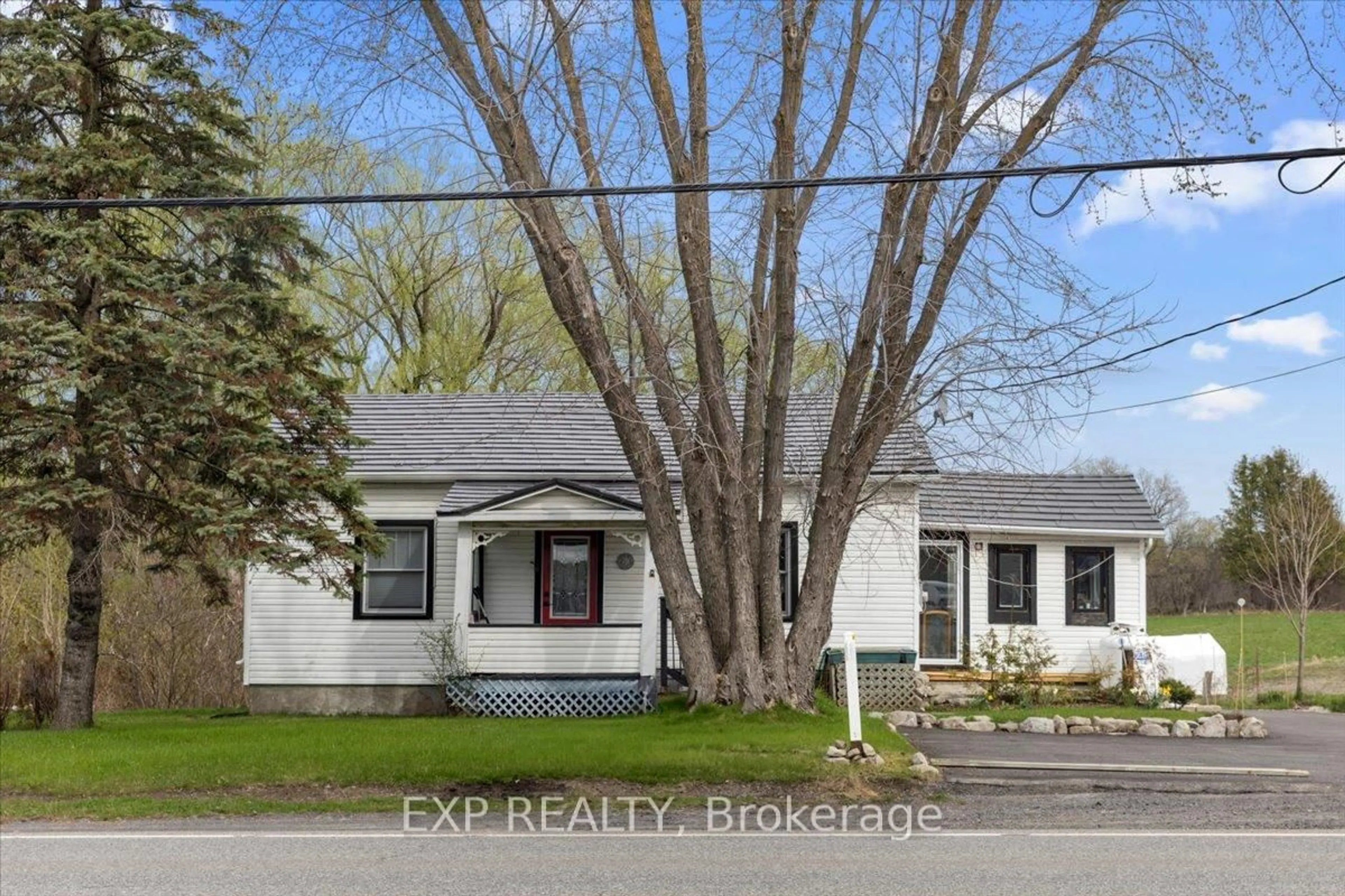 A pic from outside/outdoor area/front of a property/back of a property/a pic from drone, street for 4953 Highway 34 Highway, Champlain Ontario K0B 1R0