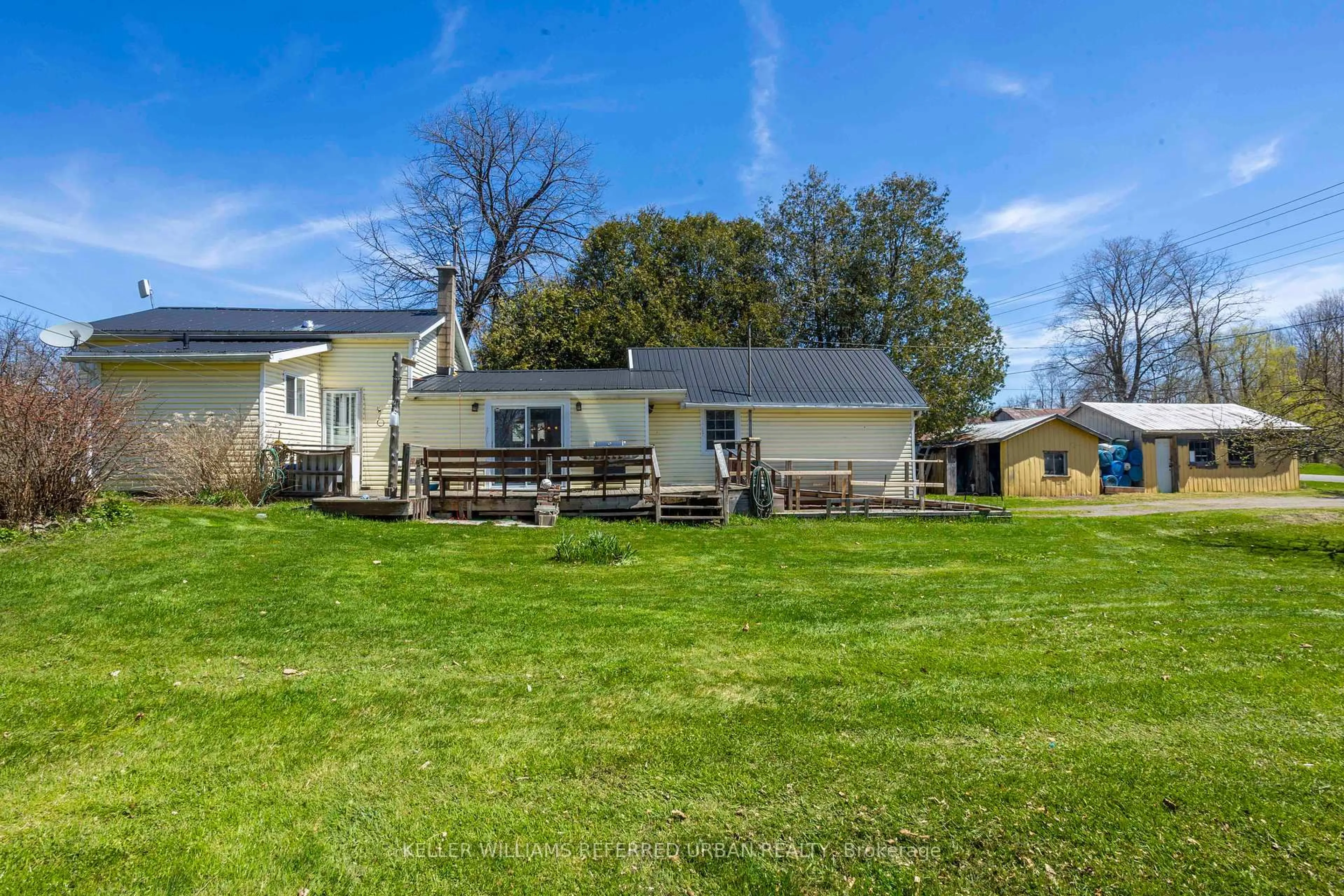A pic from outside/outdoor area/front of a property/back of a property/a pic from drone, water/lake/river/ocean view for 31 William St, Cramahe Ontario K0K 1S0