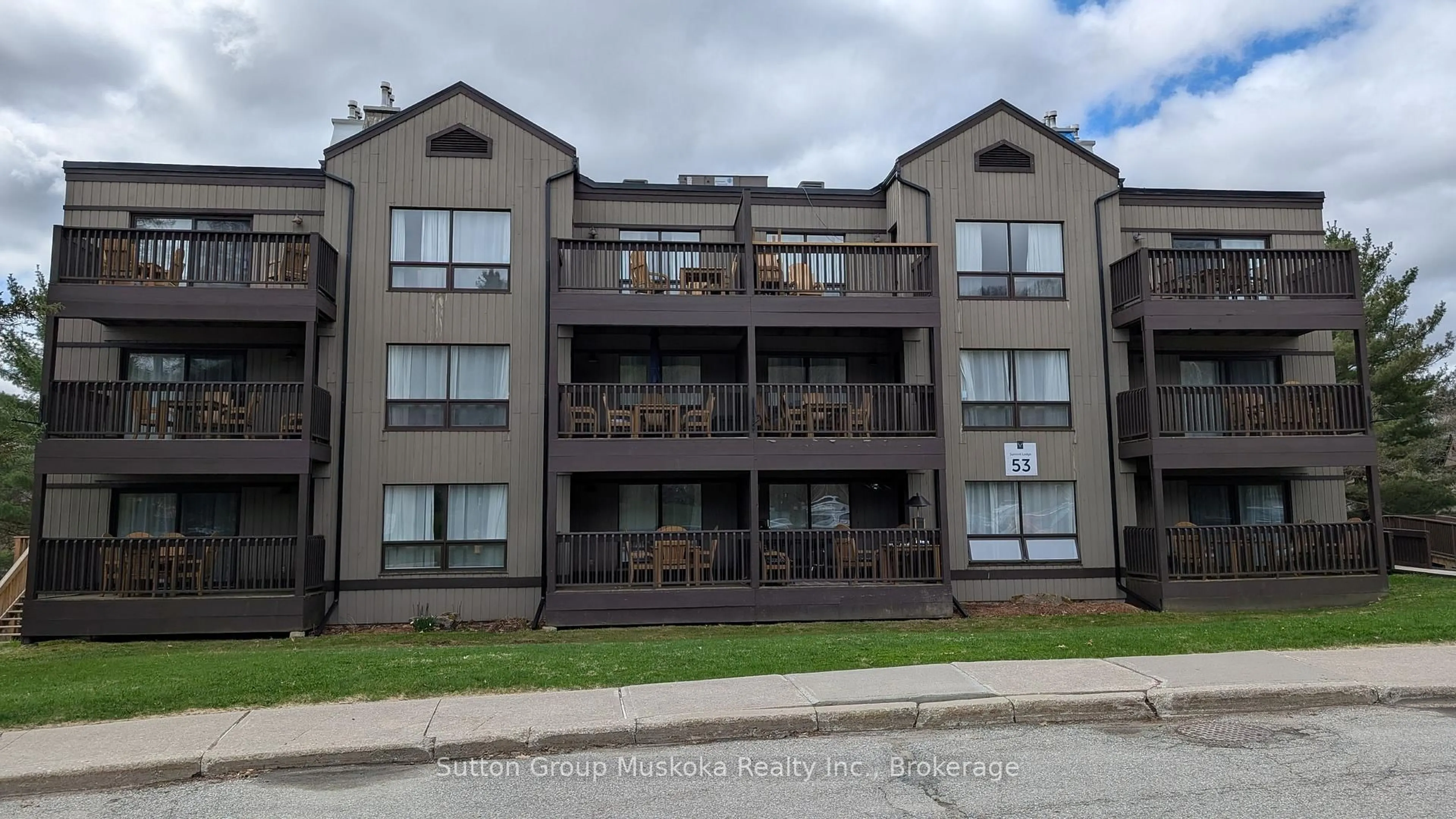 Unknown for 1235 Deerhurst Dr #53-303, Huntsville Ontario P1H 2E8