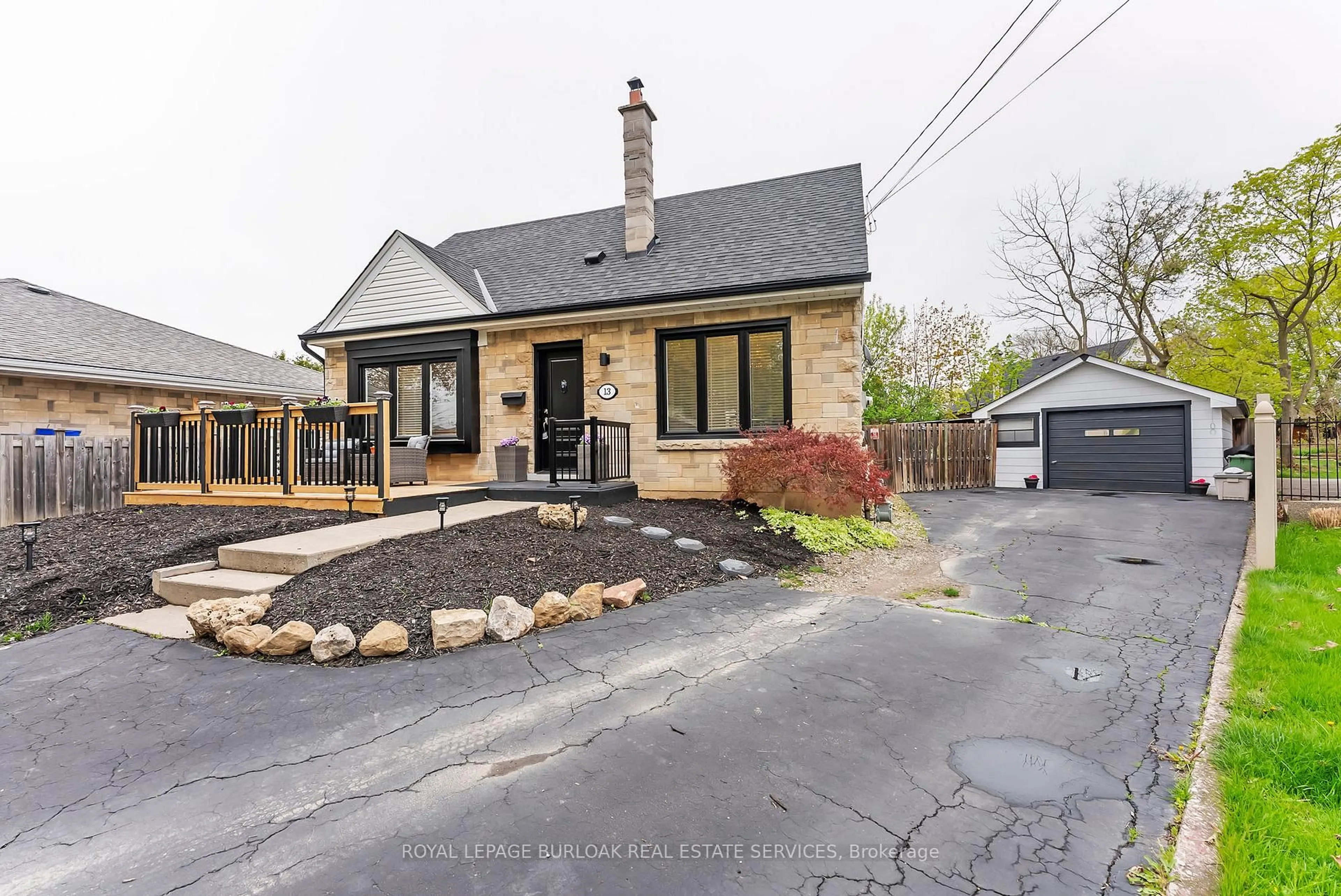 Home with brick exterior material, street for 13 Ratcliffe Crt, Hamilton Ontario L8K 4P1