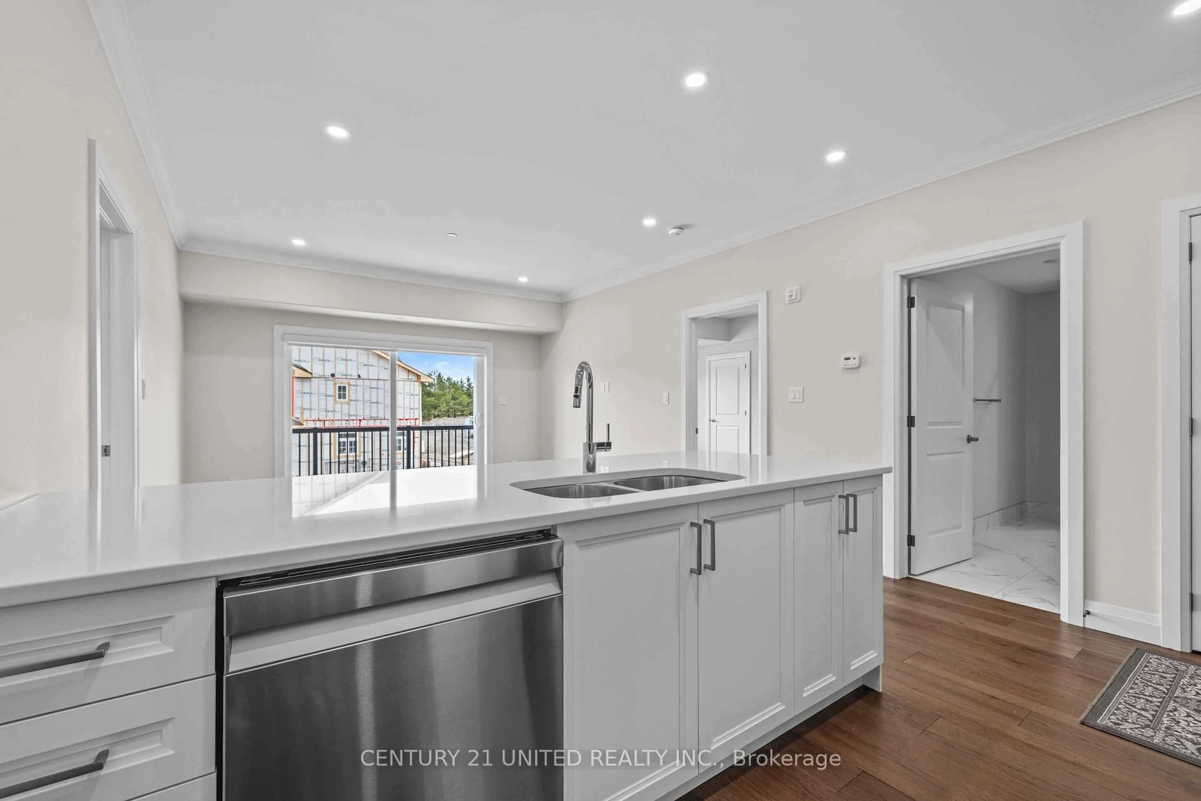 Open concept kitchen, unknown for 19 Hampton Lane #202, Selwyn Ontario K0H 2H0