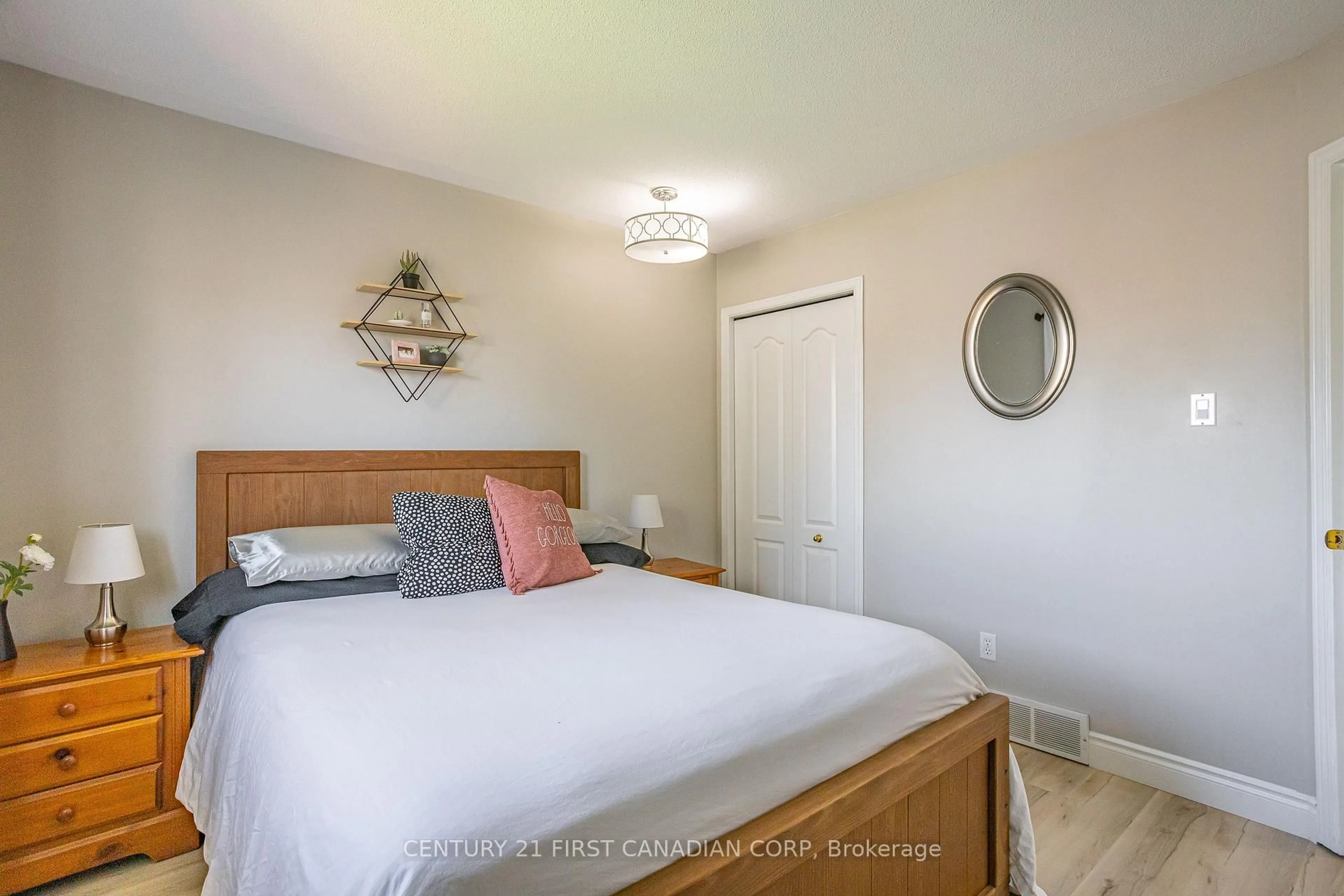 Bedroom with bed, unknown for 406 Brookhaven Pl, London East Ontario N5Y 5N5
