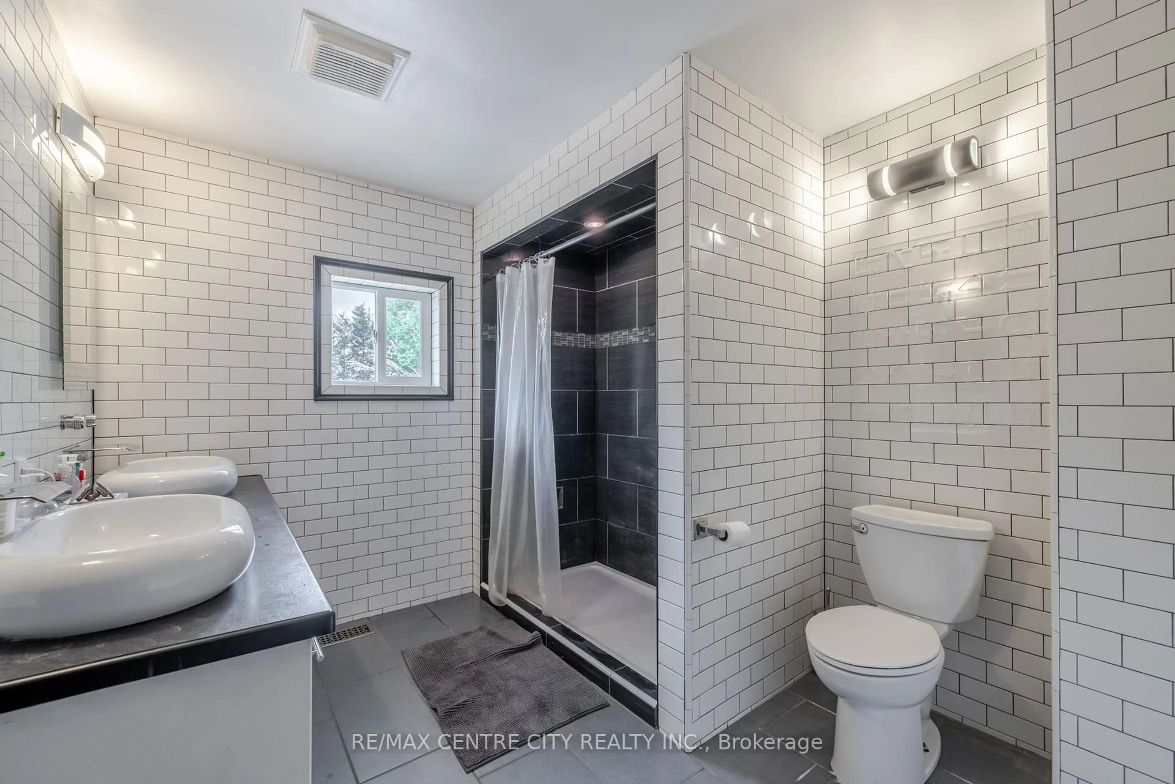 Standard bathroom, ceramic/tile floor for 7641 Lakeshore Rd, Lambton Shores Ontario N0N 1J0