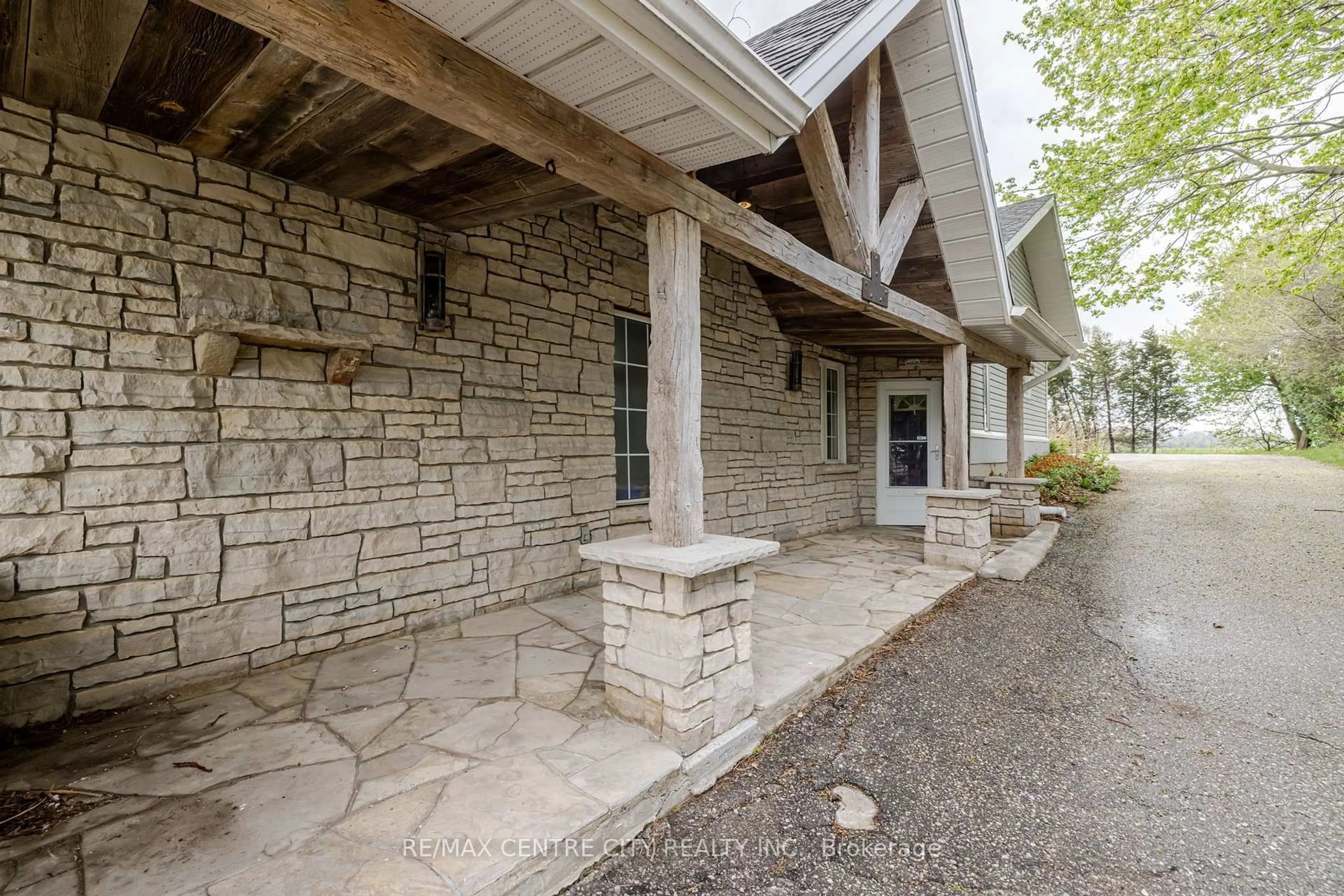 Patio, street for 7641 Lakeshore Rd, Lambton Shores Ontario N0N 1J0