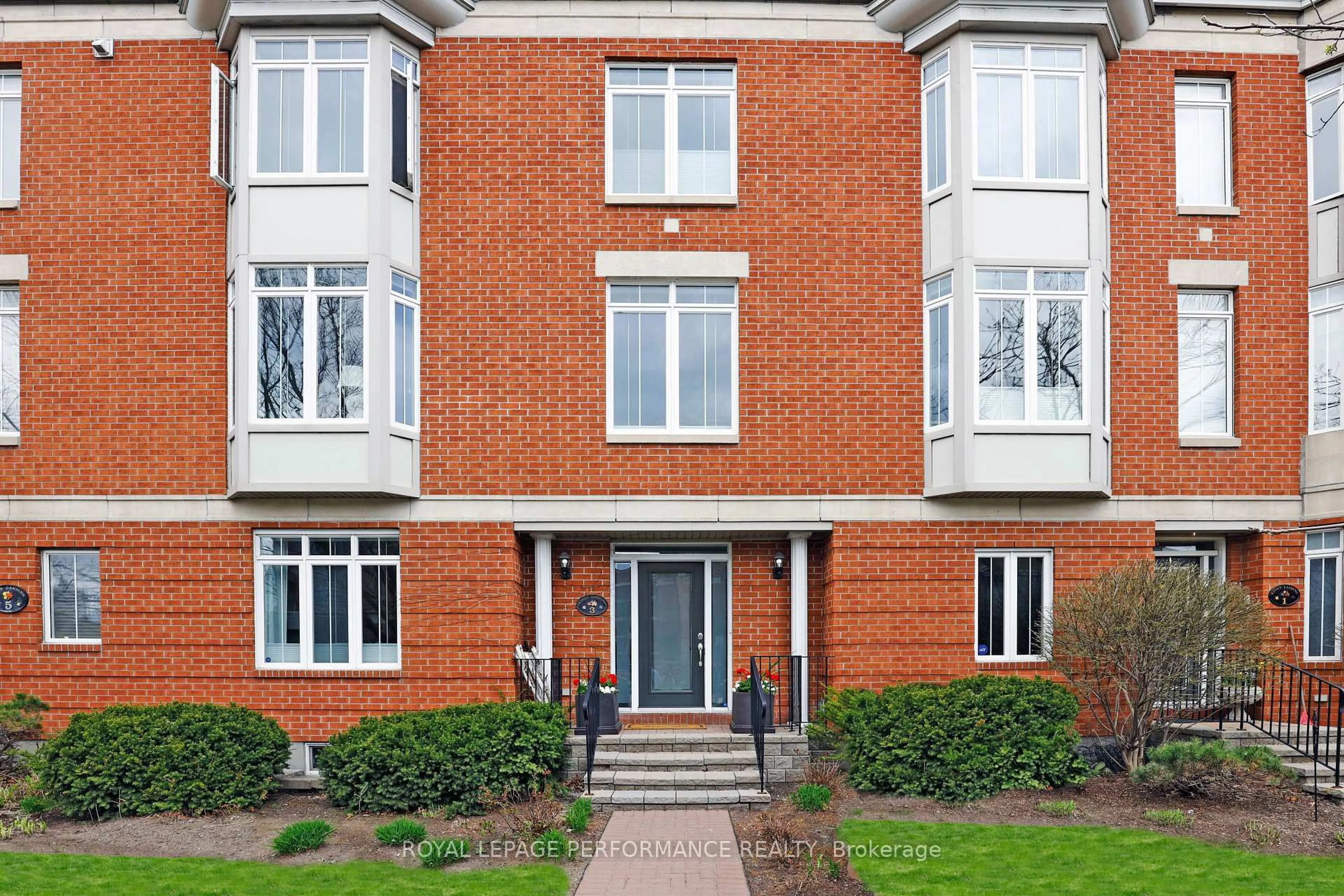 Home with brick exterior material, building for 3 Kings Landing Private, Ottawa Ontario K1S 5P8