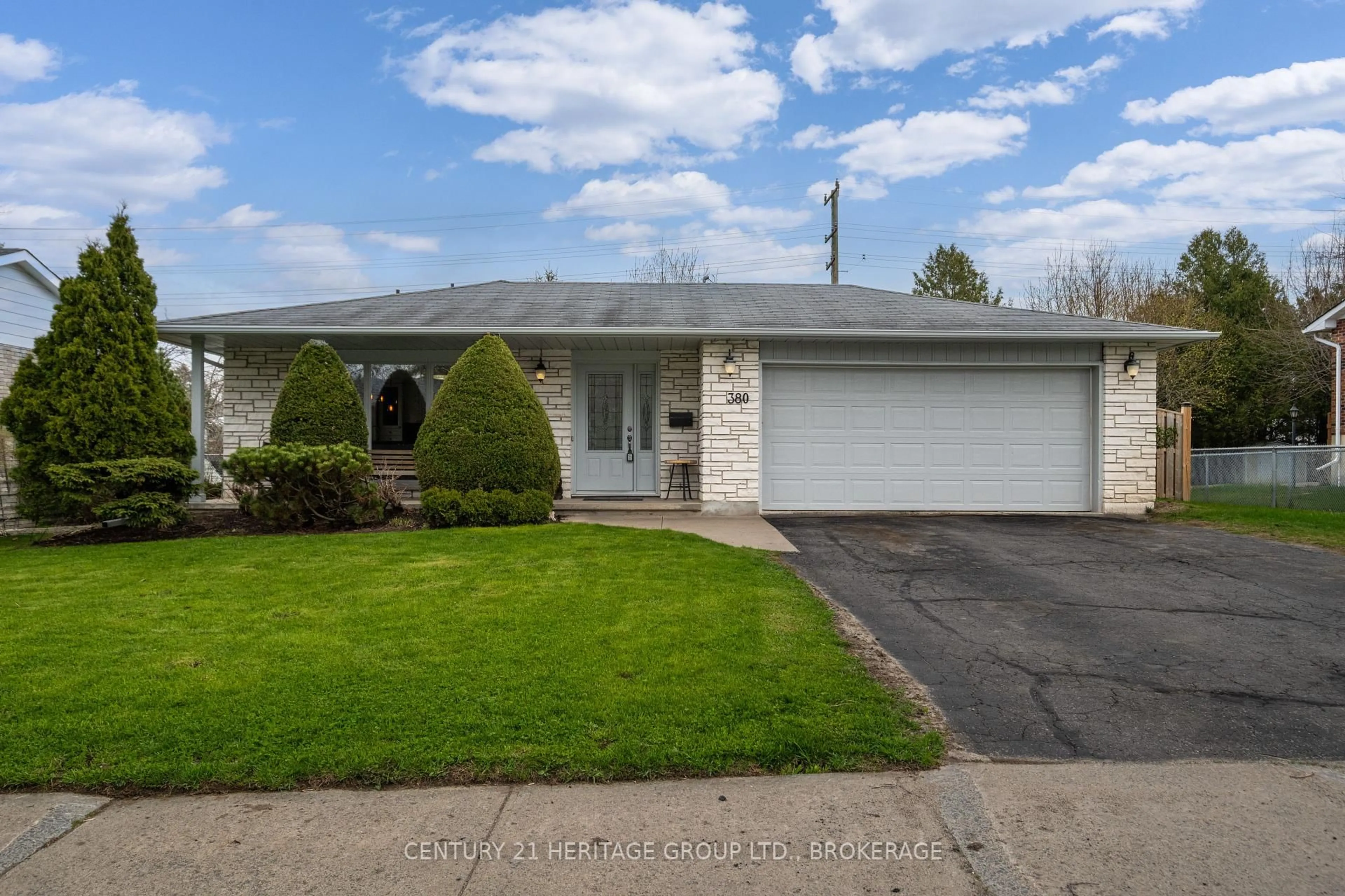 Home with vinyl exterior material, street for 380 Carrie Cres, Kingston Ontario K7M 5X5