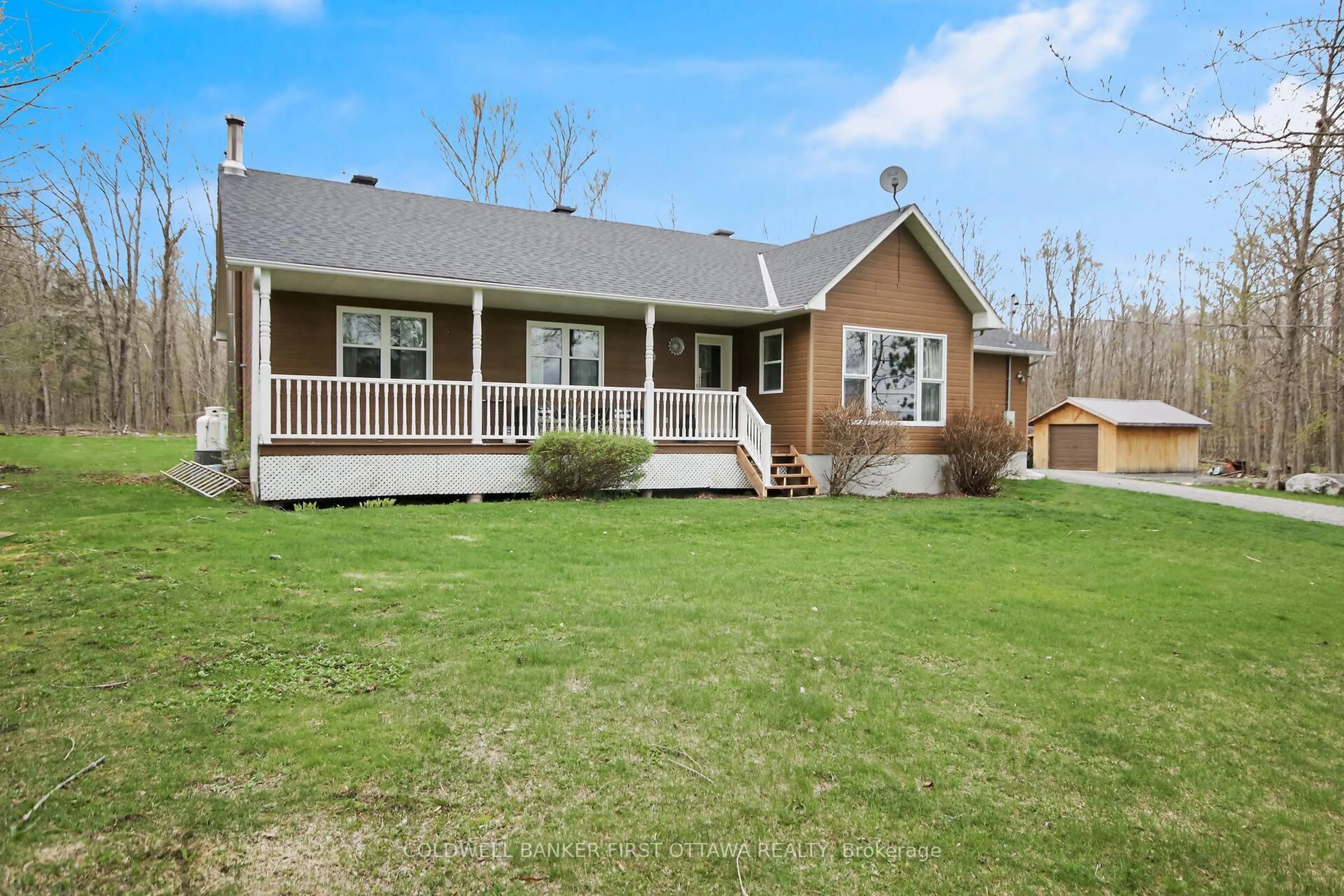 Home with vinyl exterior material, unknown for 350 Old Union Hall Rd, Almonte Ontario K0A 1A0