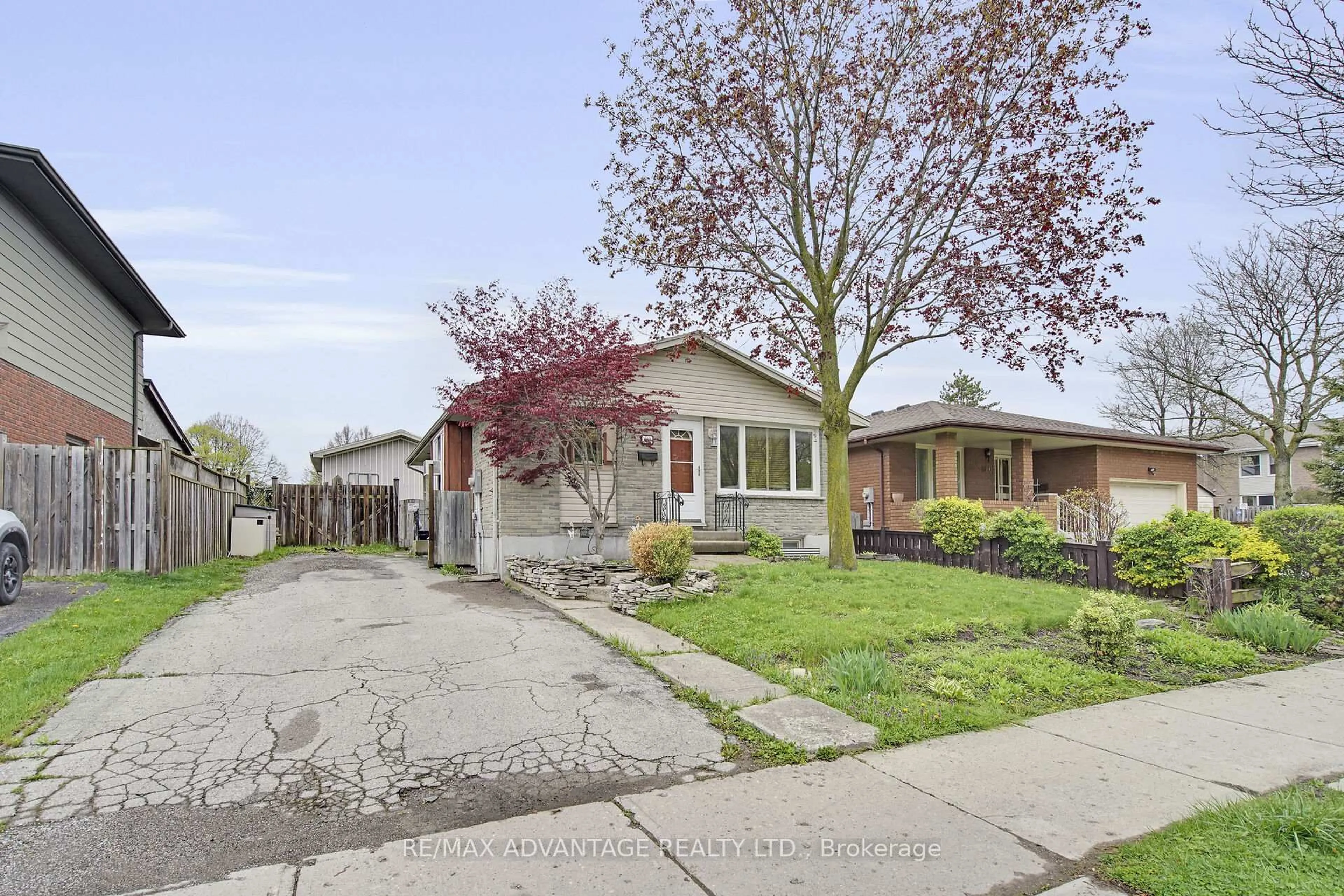 Unknown for 602 Millbank Dr, London South Ontario N6E 1S1