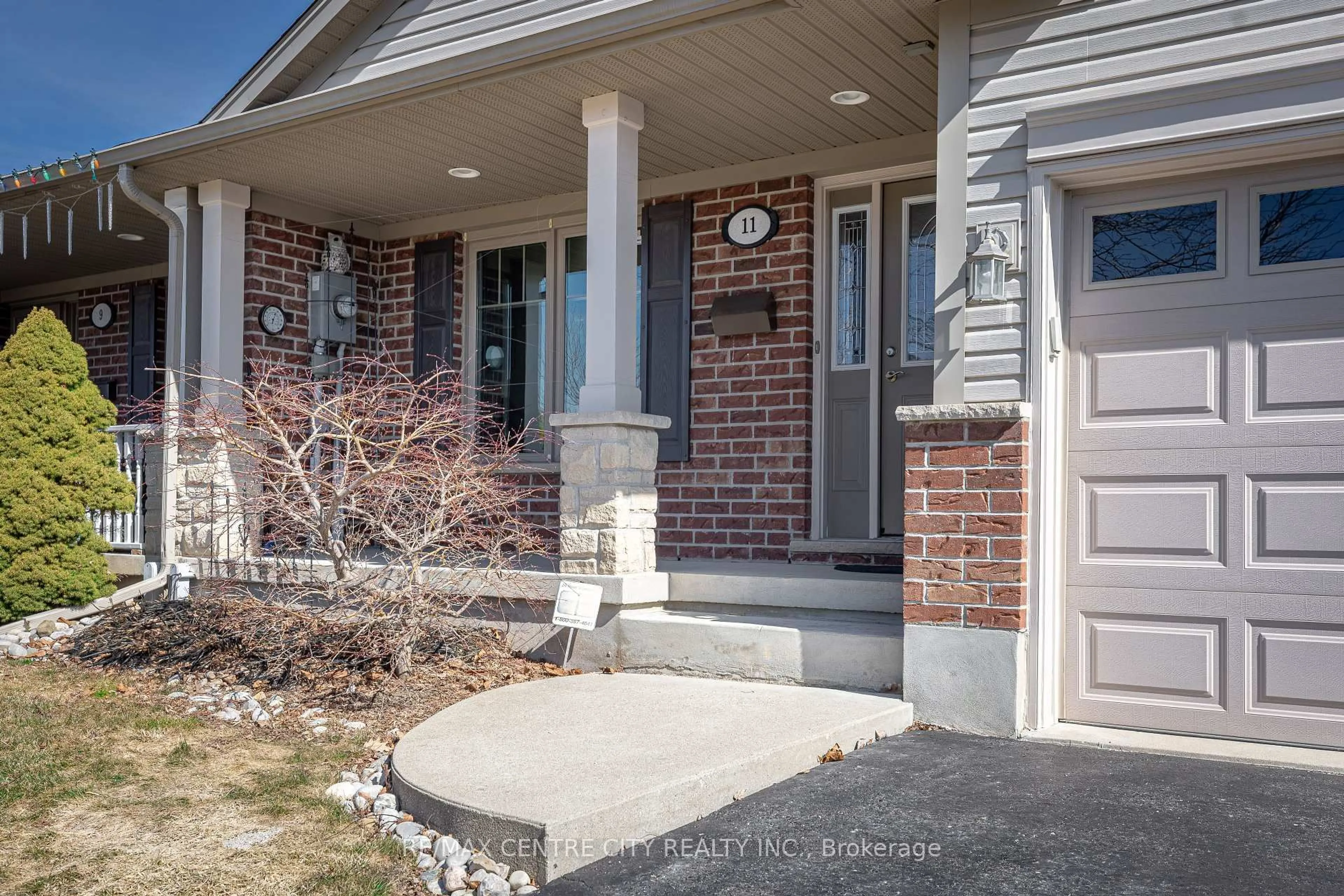 Home with brick exterior material, street for 11 ALDERWOOD Crt, St. Thomas Ontario N5P 0B2