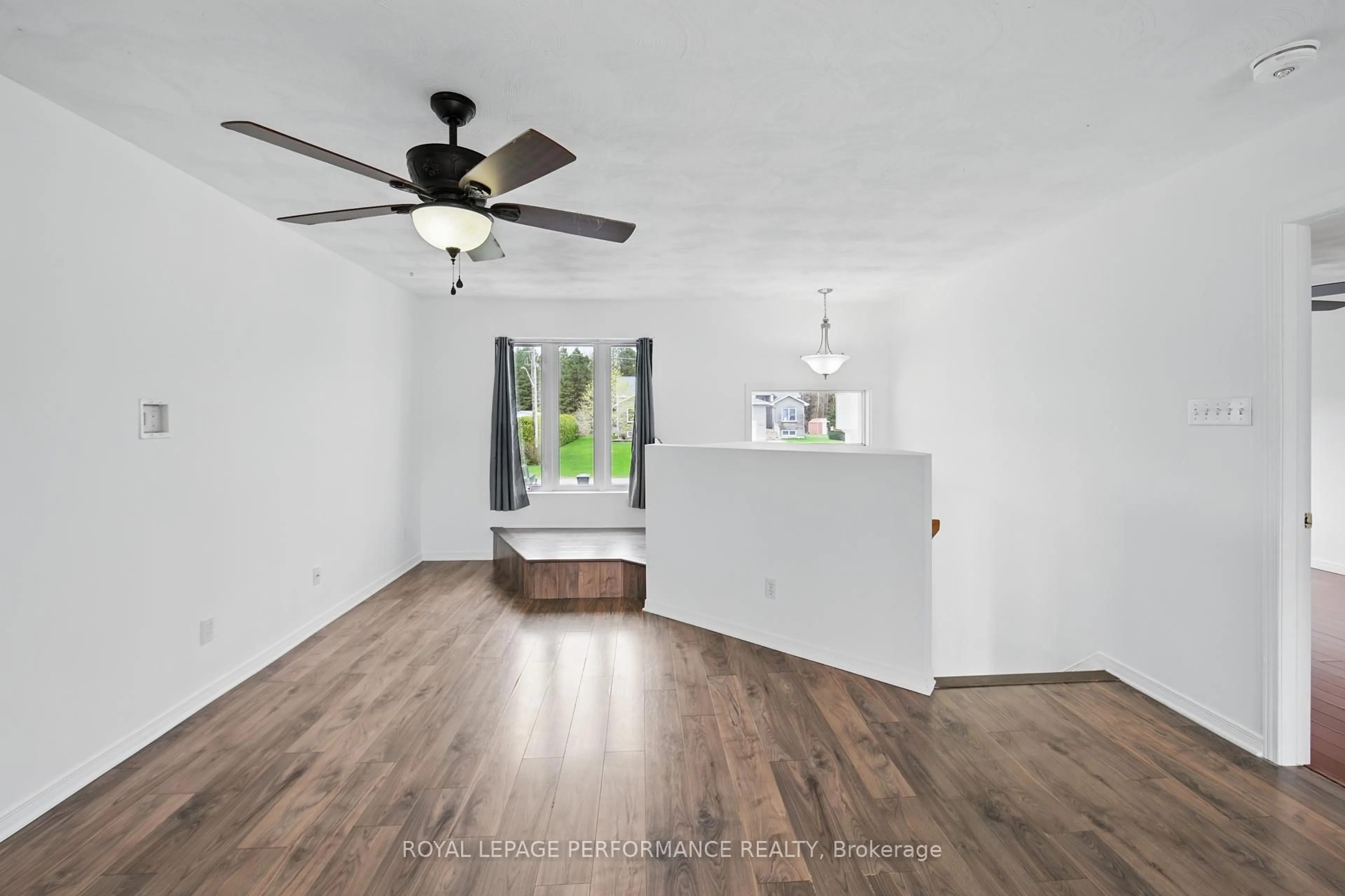 A pic of a room for 541B Devista Blvd #B, Alfred and Plantagenet Ontario K0B 1A0