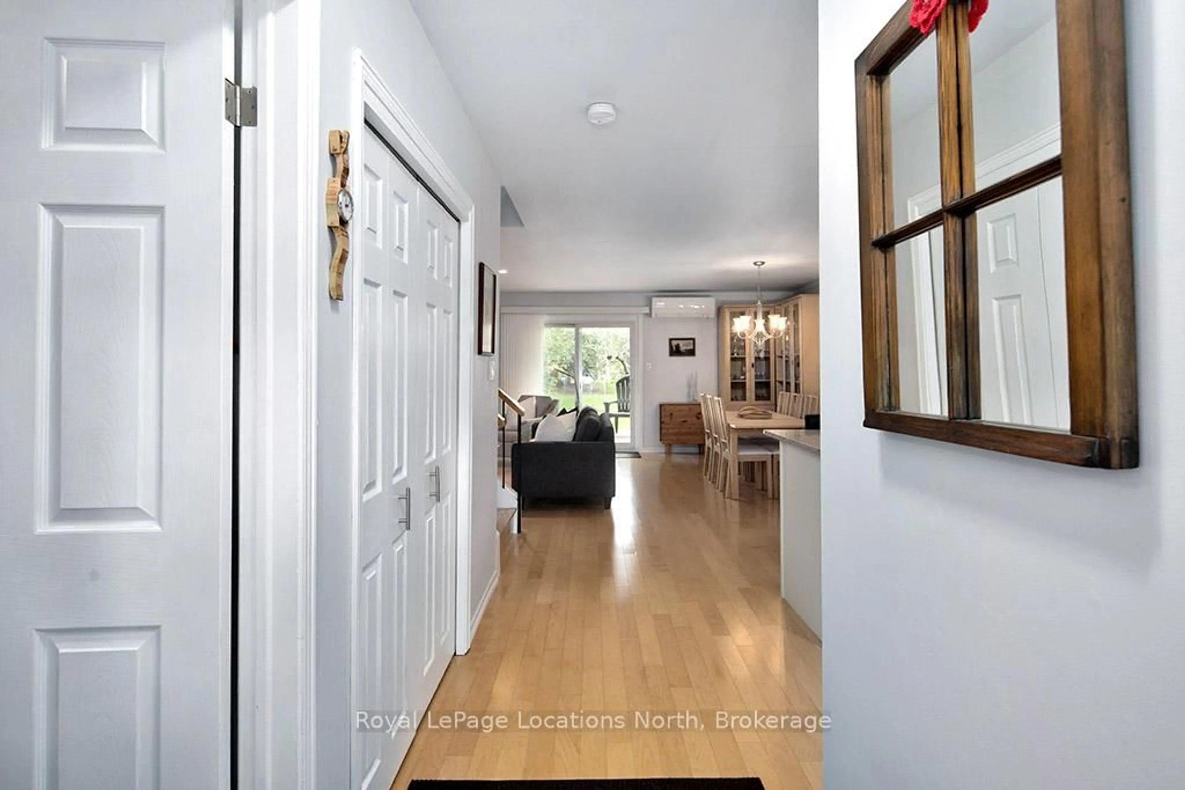 Indoor entryway for 127 Alfred St #92, Blue Mountains Ontario N0H 2P0