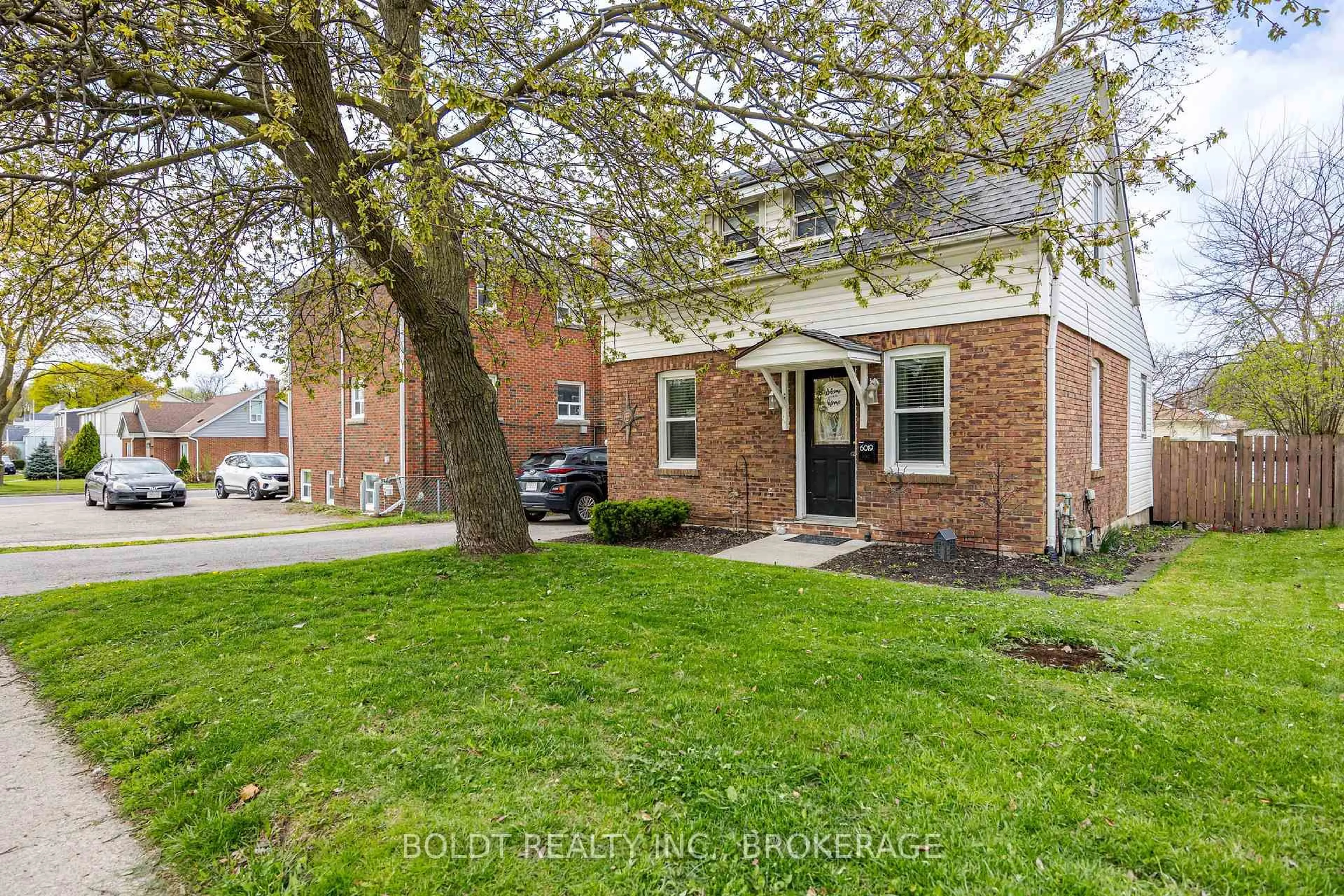 Home with brick exterior material, street for 6019 Dorchester Rd, Niagara Falls Ontario L2G 5S8