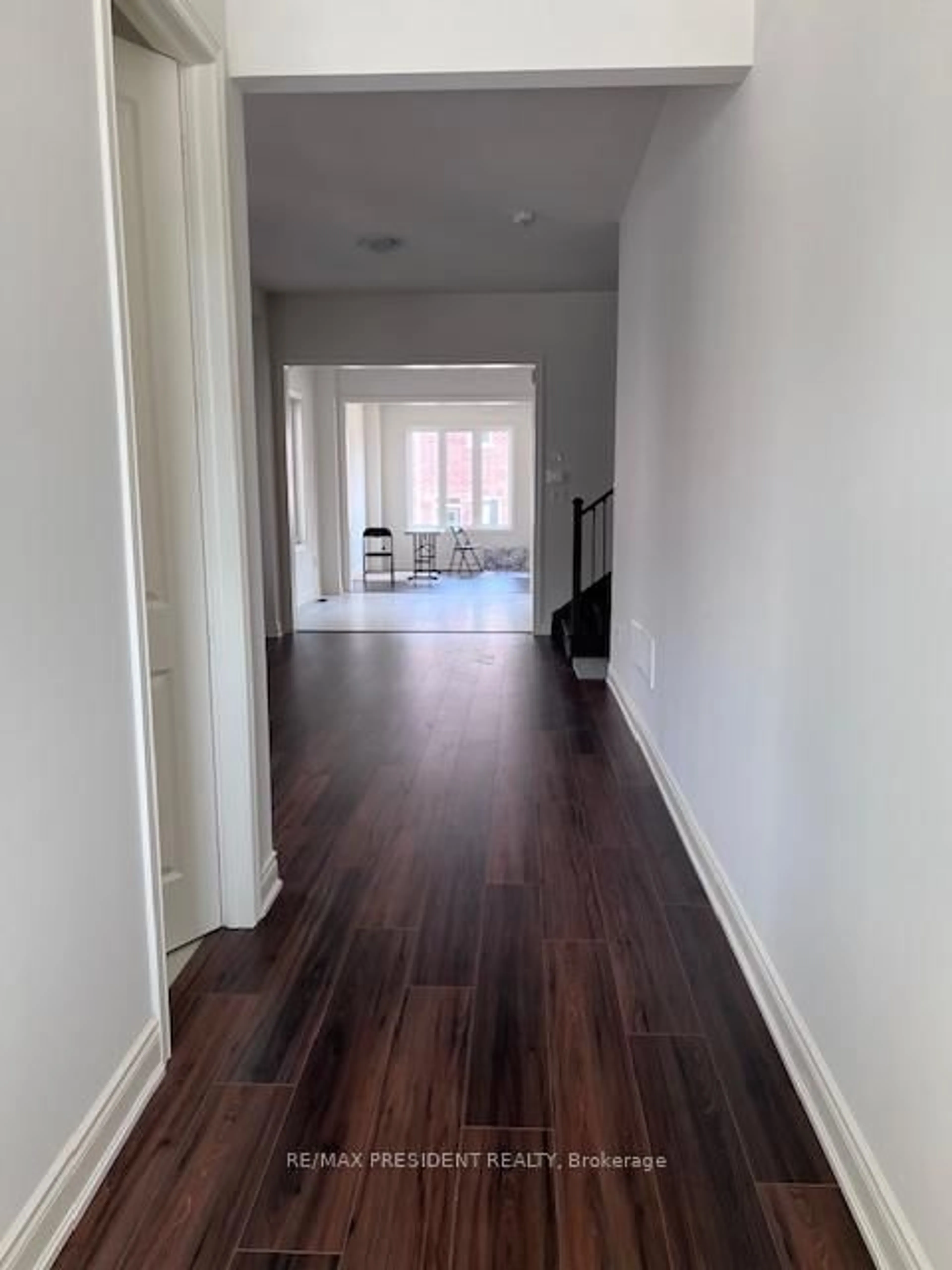 A pic of a room for 38 Attwater Dr, Cambridge Ontario N1T 0G6