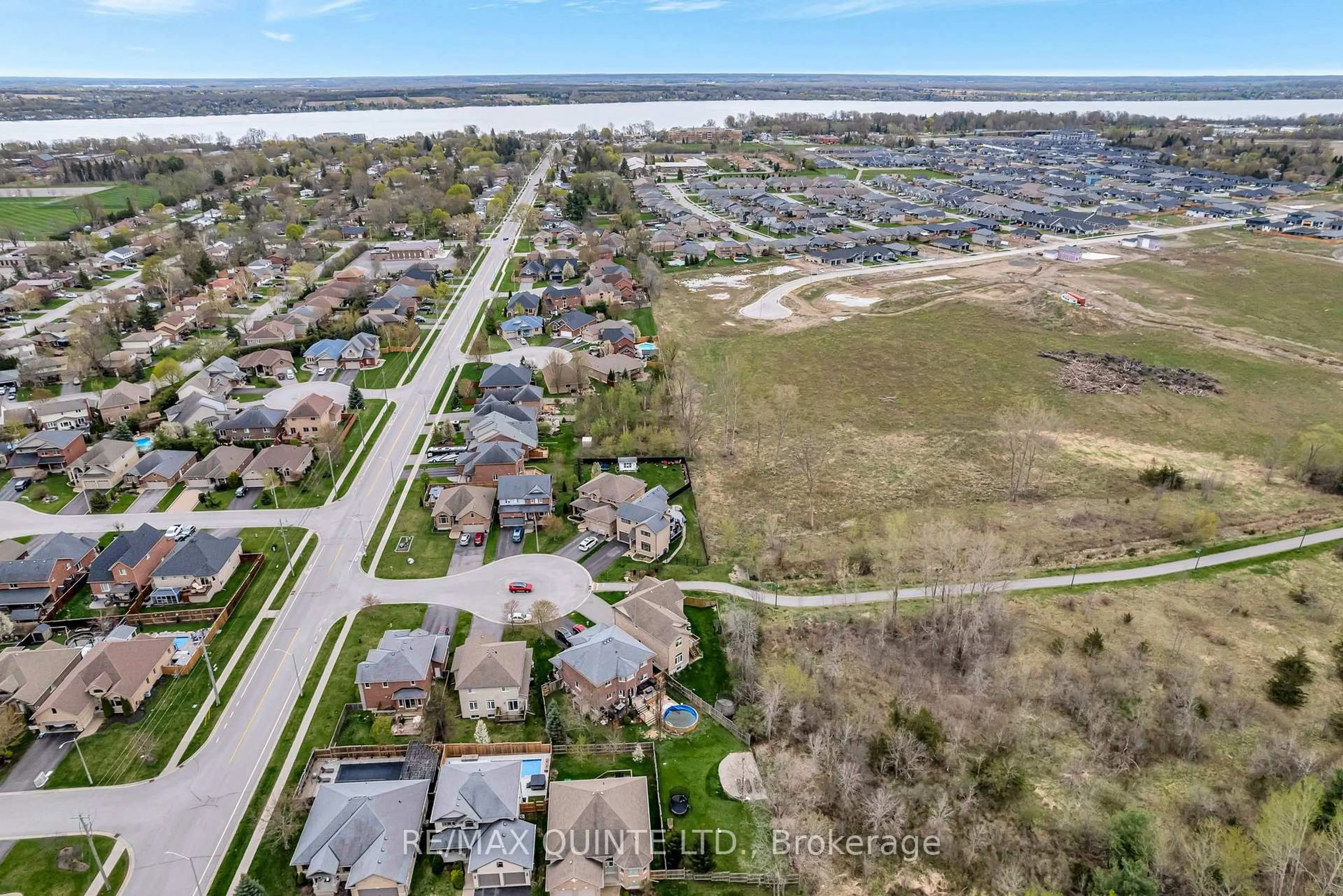 A pic from outside/outdoor area/front of a property/back of a property/a pic from drone, water/lake/river/ocean view for 10 Meagher Pl, Belleville Ontario K8P 0C1