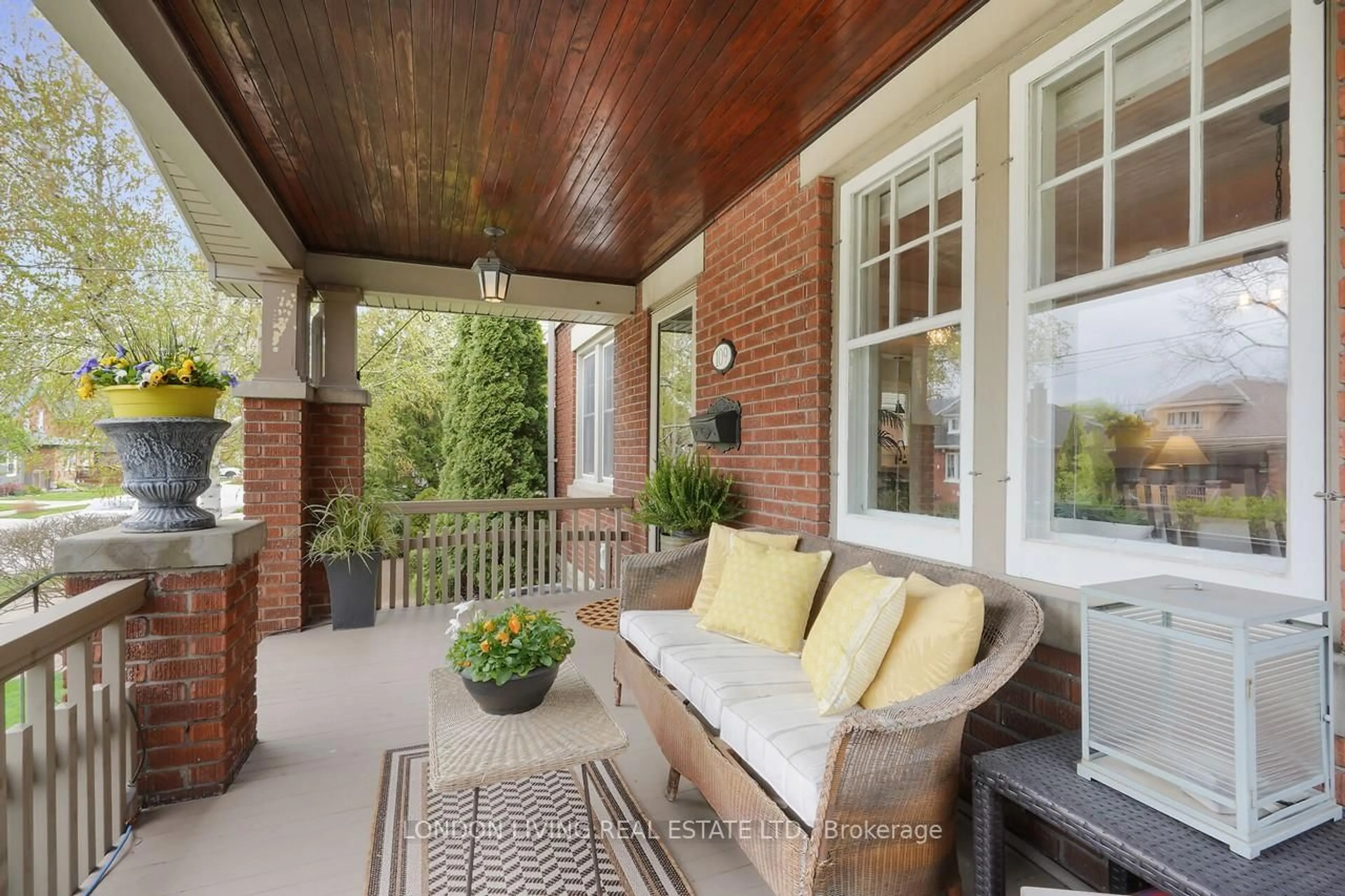 Patio, street for 109 Garfield Ave, London South Ontario N6C 2B7