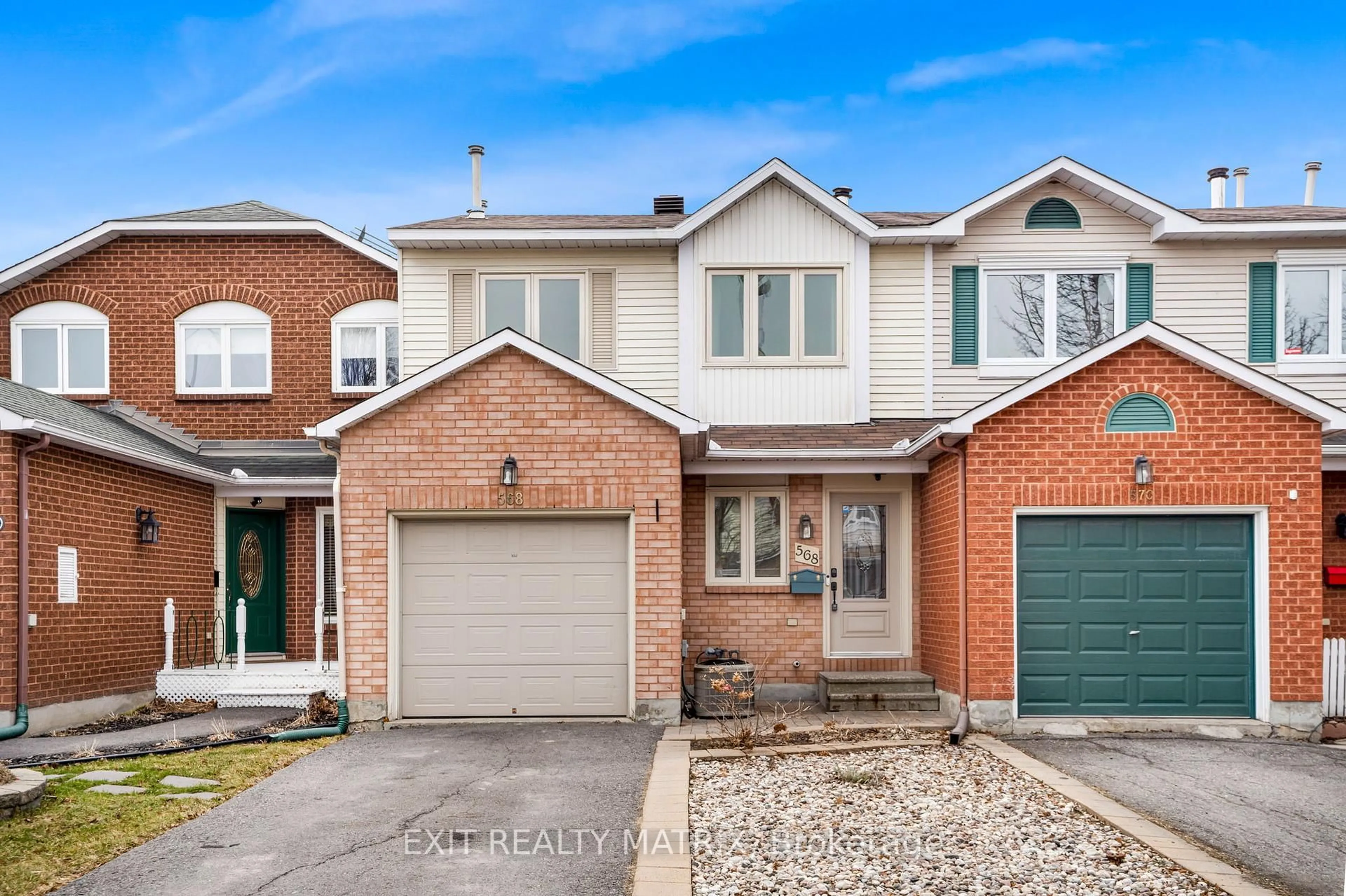 Home with brick exterior material, street for 568 Latour Cres, Ottawa Ontario K4A 1P3