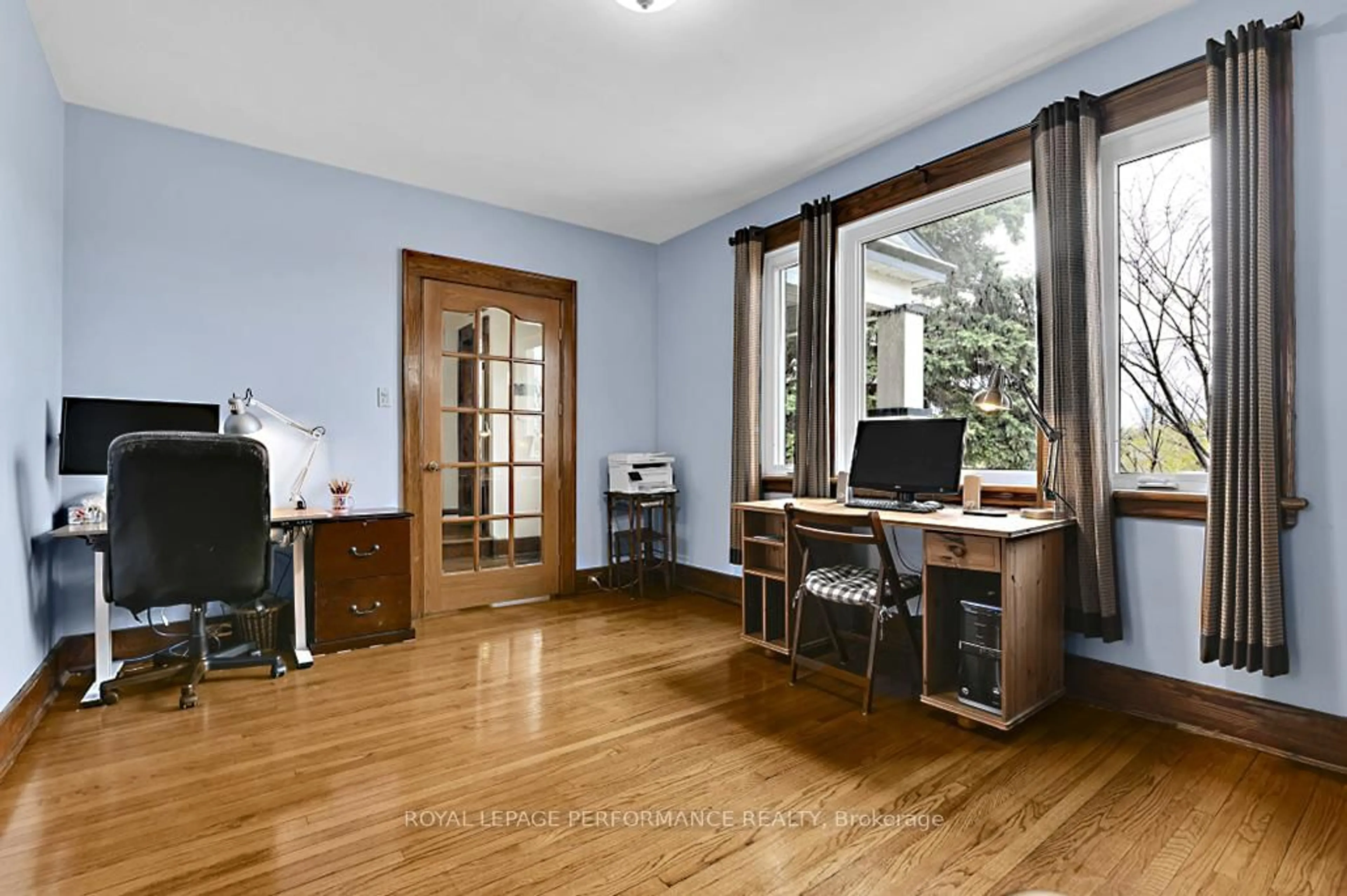 A pic of a room for 2043 Riverside Dr, Ottawa Ontario K1H 7X1
