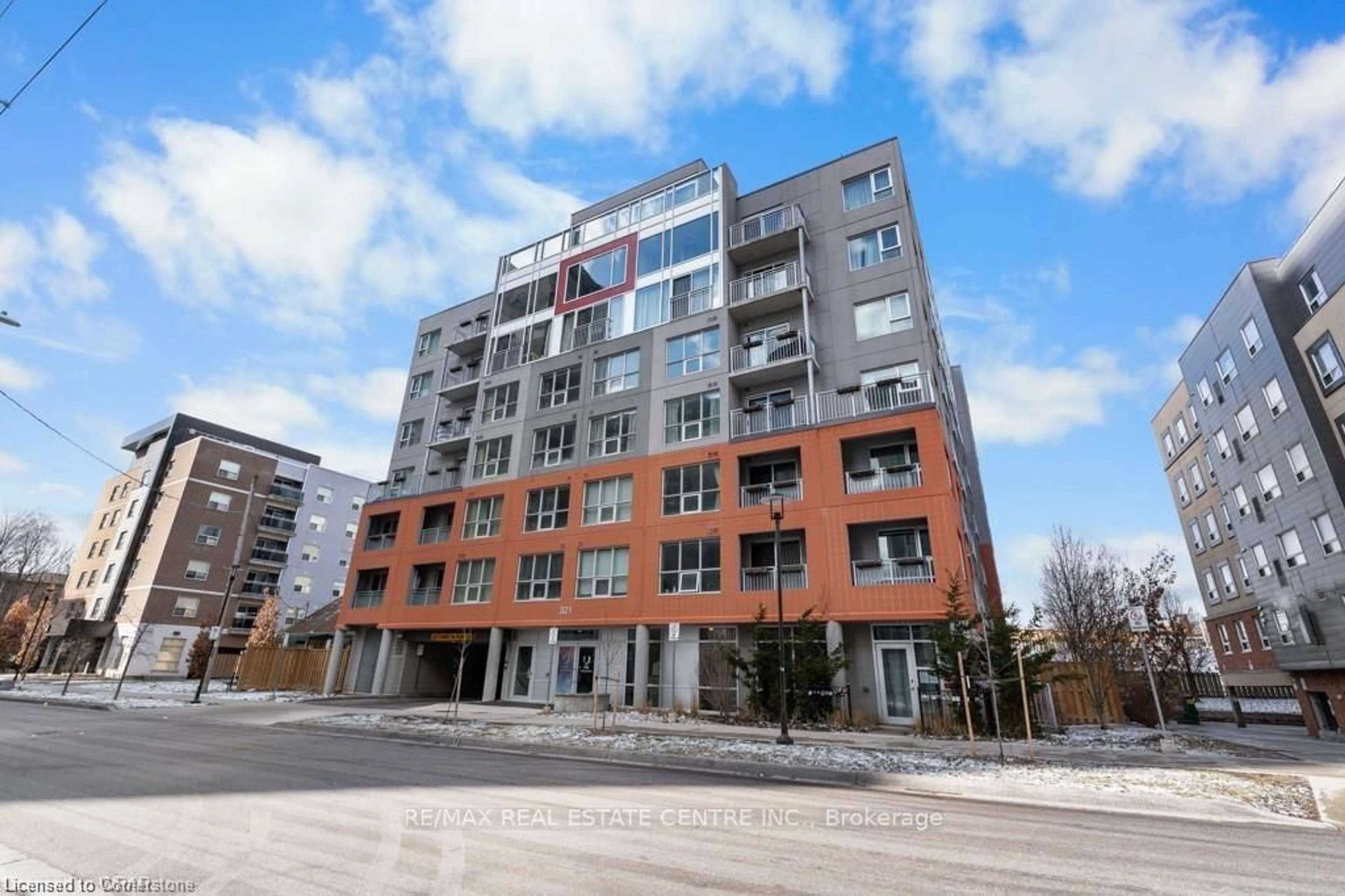 Unknown for 321 Spruce St #102, Waterloo Ontario N2L 0G4