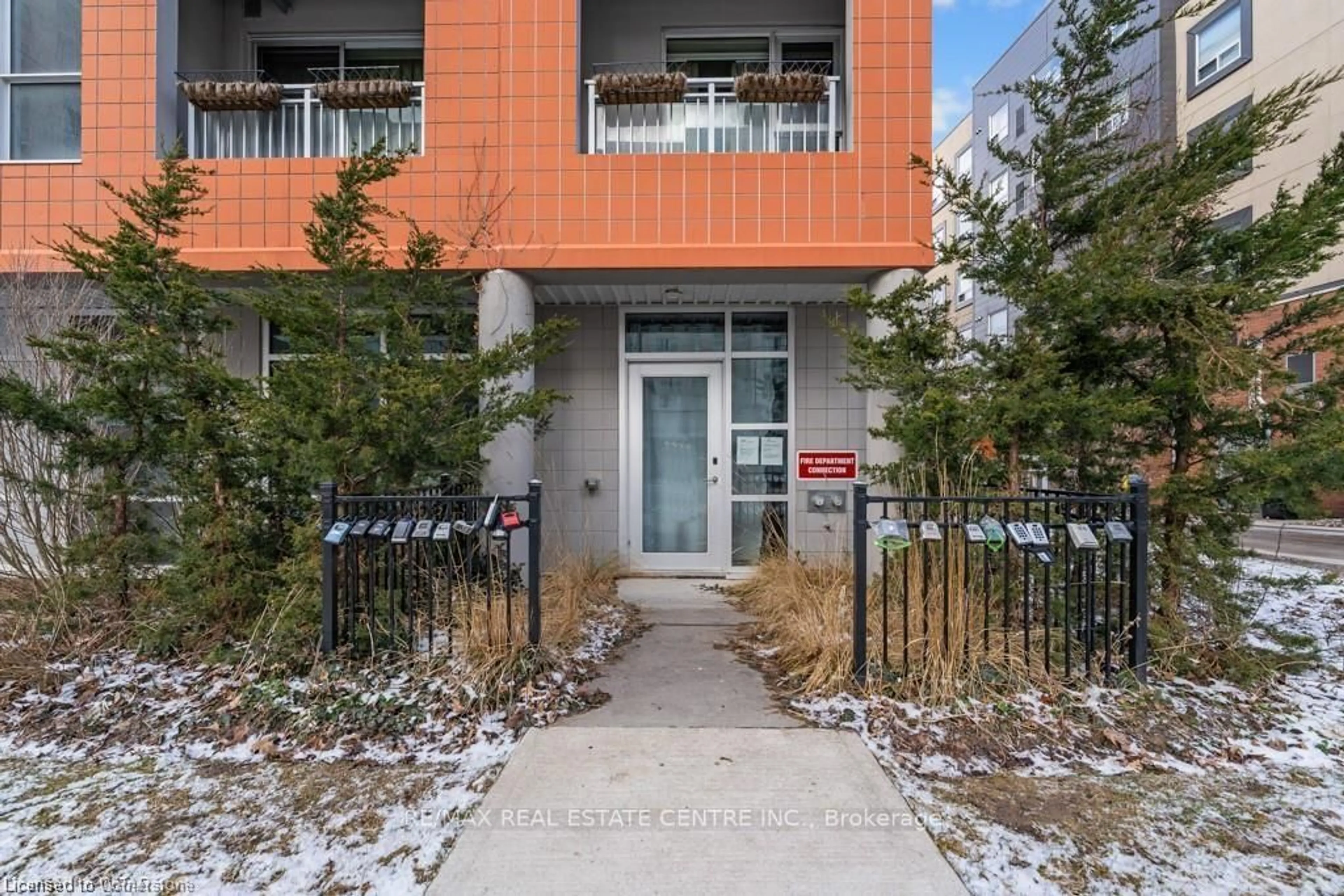 Unknown for 321 Spruce St #102, Waterloo Ontario N2L 0G4