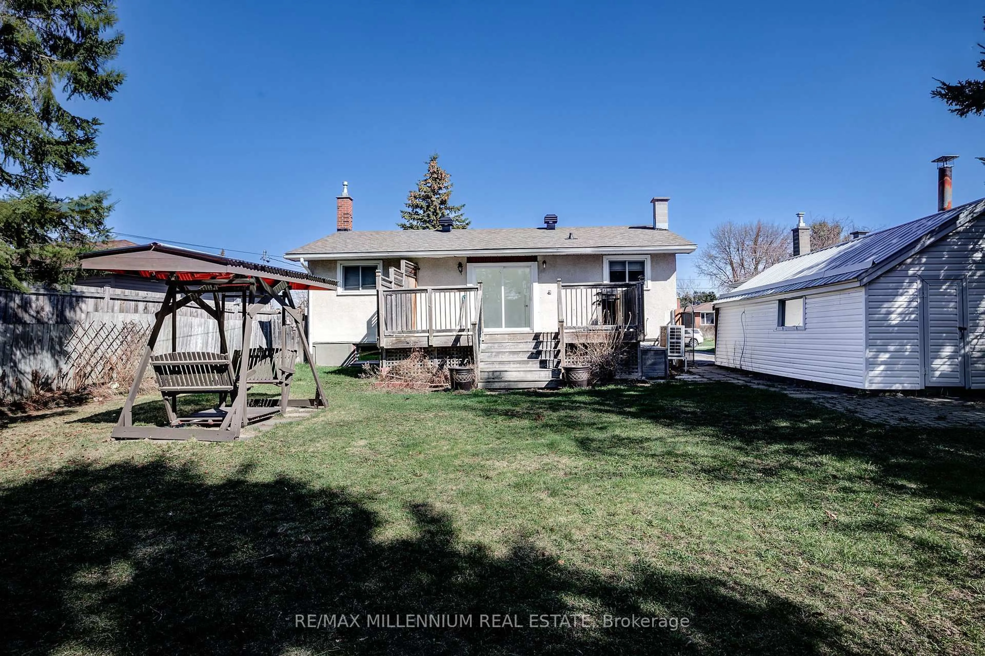 A pic from outside/outdoor area/front of a property/back of a property/a pic from drone, unknown for 1781 MADISON Ave, Sudbury Remote Area Ontario P3A 2P1