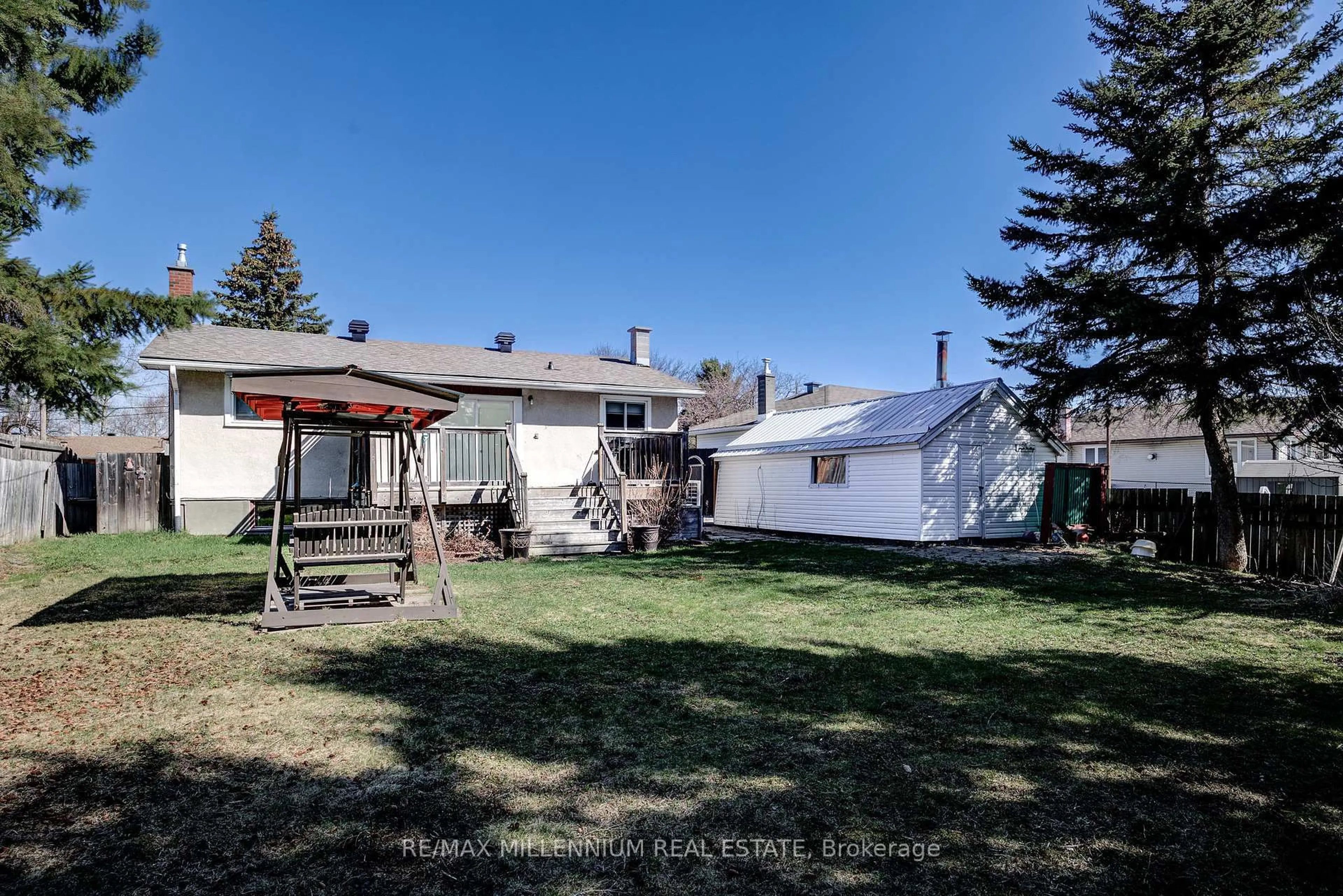 A pic from outside/outdoor area/front of a property/back of a property/a pic from drone, unknown for 1781 MADISON Ave, Sudbury Remote Area Ontario P3A 2P1