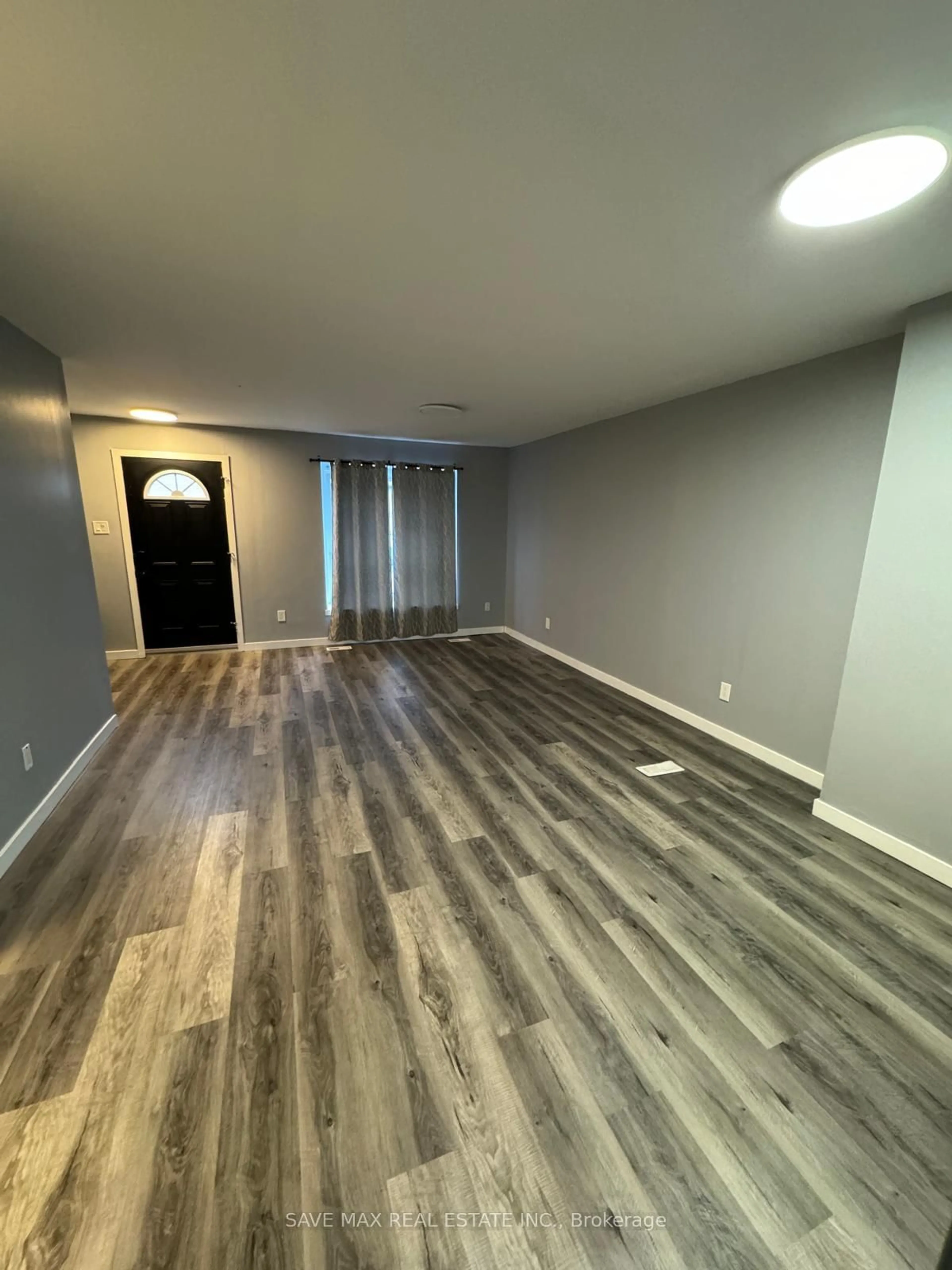 A pic of a room for 577 Third St #24, London East Ontario N5V 4B9