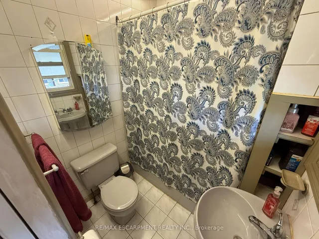 Additional property image - 713 Tate Ave