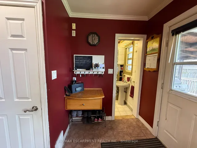 Additional property image - 713 Tate Ave