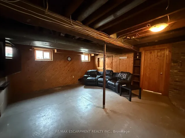 Additional property image - 713 Tate Ave