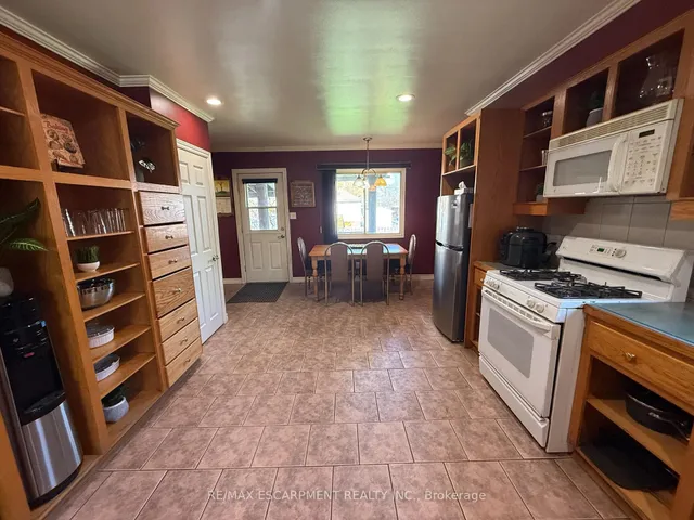 Additional property image - 713 Tate Ave