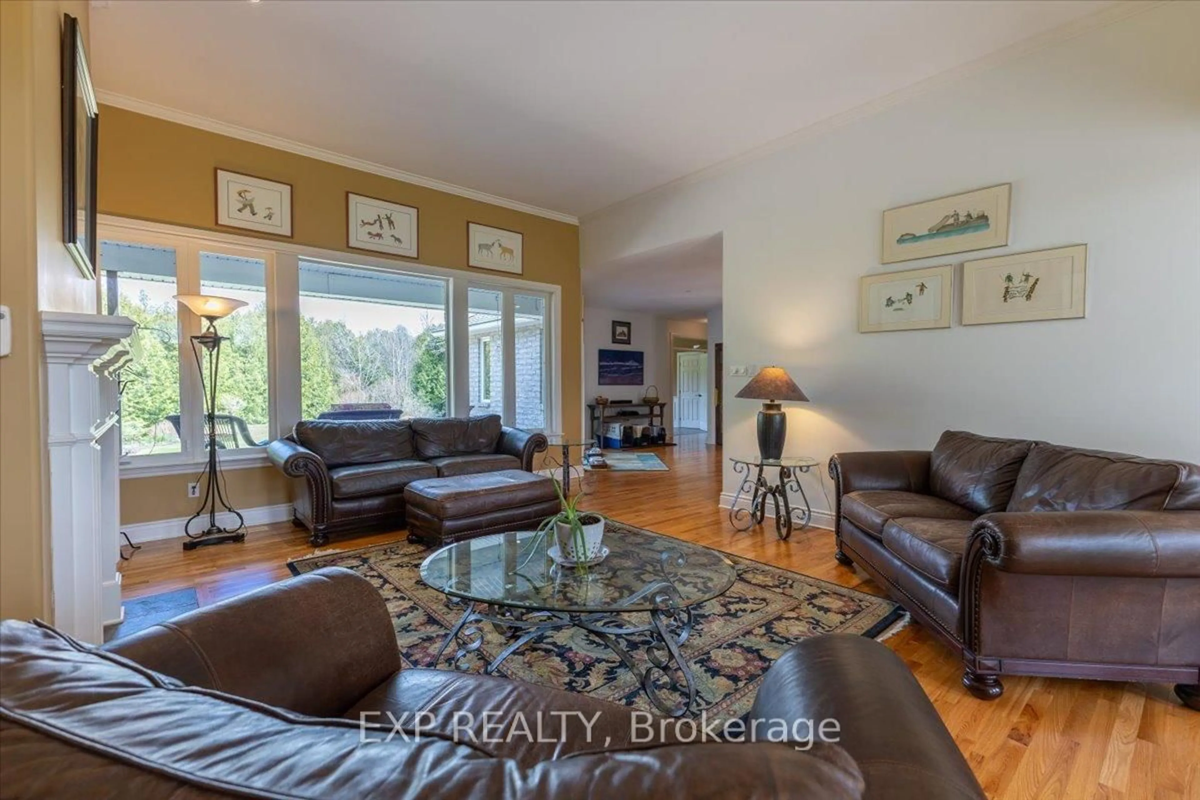 Living room with furniture, unknown for 1377 Lords Manor Lane, Ottawa Ontario K4M 1K3